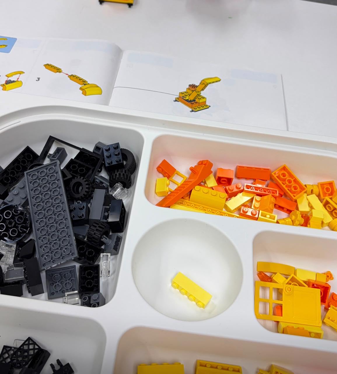 LEGO Classic Large Creative Brick Box 10698 customer photo 2