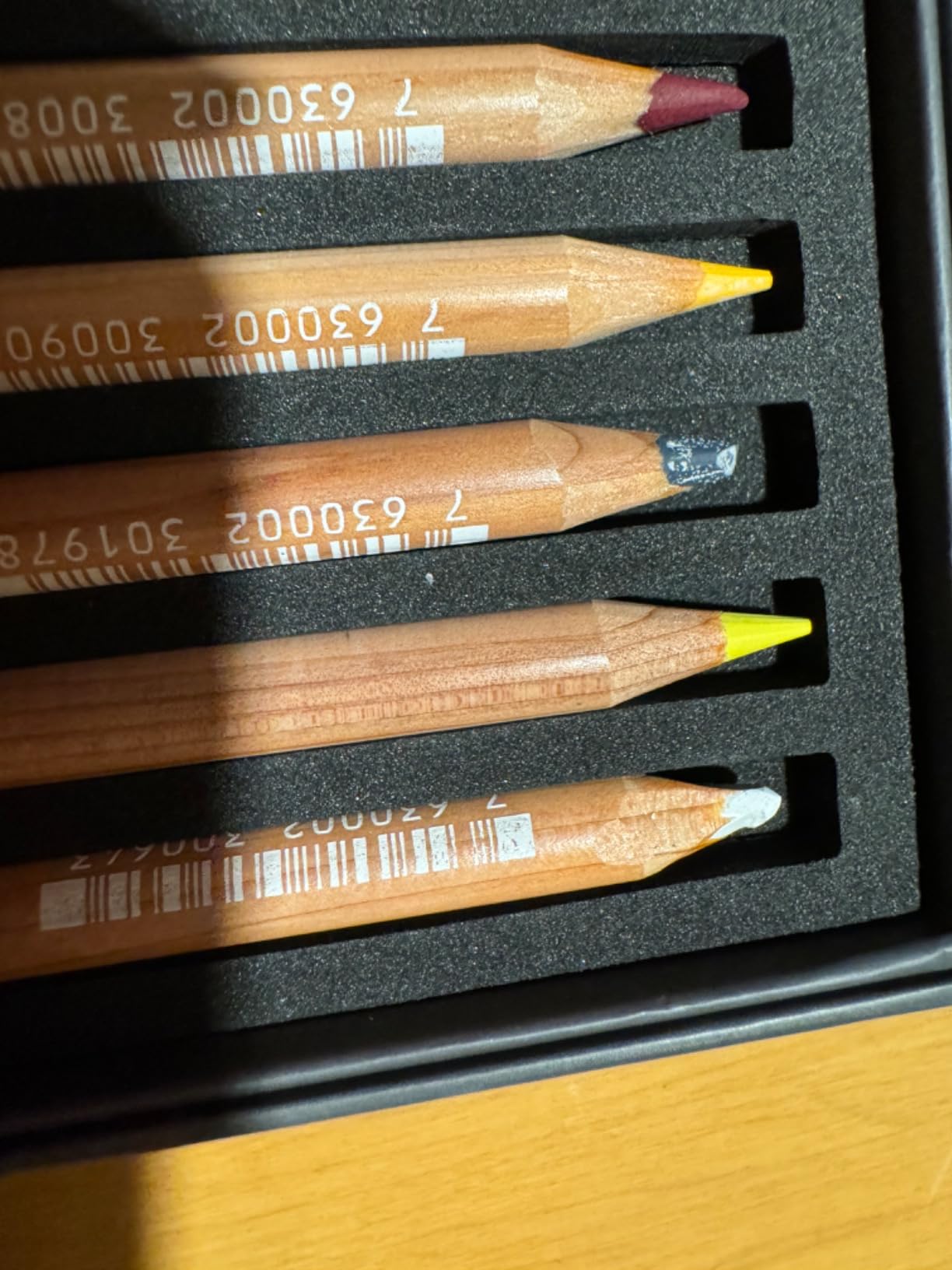 Caran D'ache Luminance Colored Pencil Set of 40 (6901.740) customer photo 1