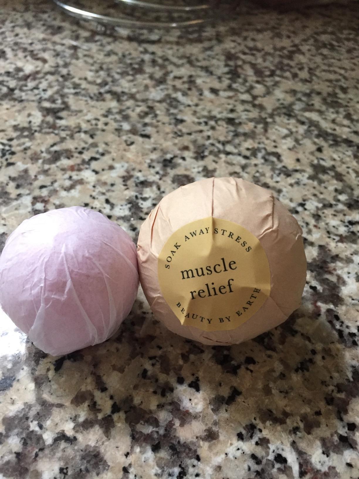 Bath Bombs Gift Set - USA Made with Organic & Natural Ingredients customer photo 2