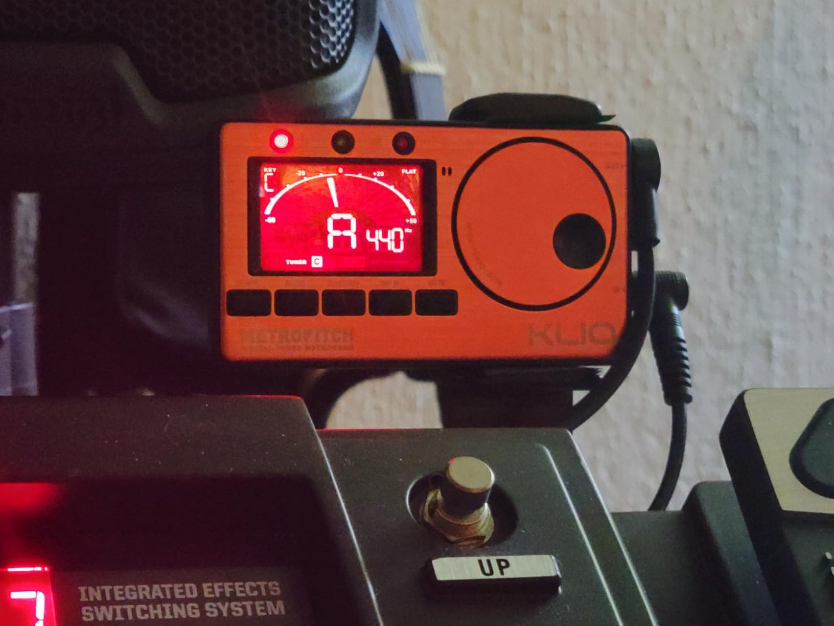 KLIQ MetroPitch Digital Metronome & Tuner for Piano, Guitar & Bass customer photo 1