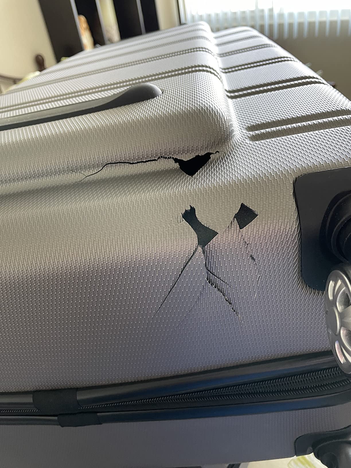 Rockland Melbourne Hardside Expandable Spinner Wheel Luggage, Carry-On 20