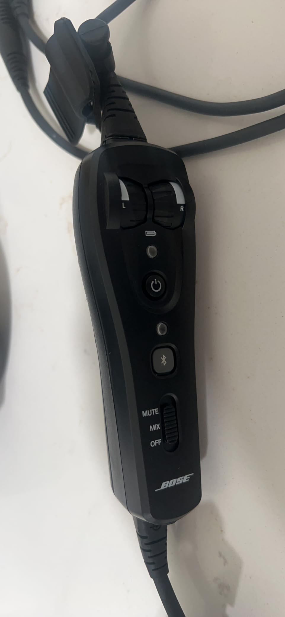 Bose 324843-3020 A20 Aviation Headset with Bluetooth Dual Plug Cable, Black customer photo 1