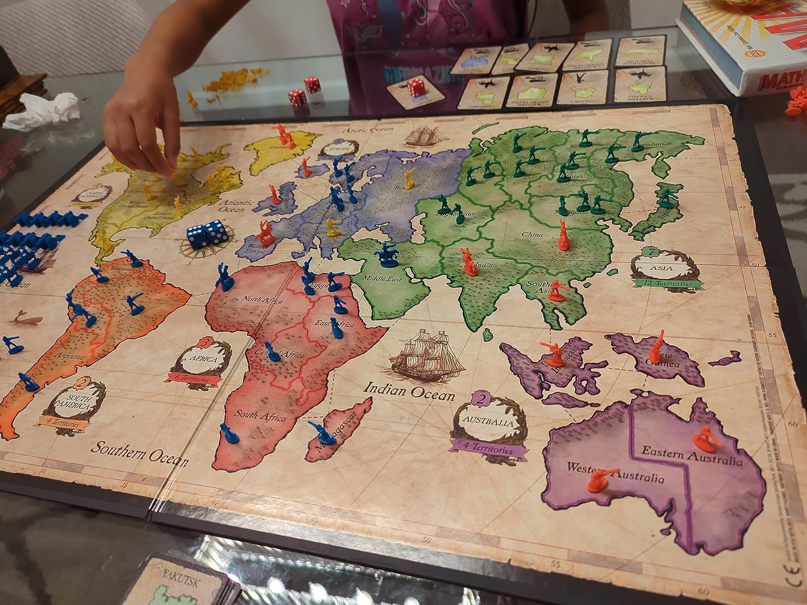 Risk Board Game, Strategy Games for 2-5 Players, Strategy Board Games for Teens, Adults, and Family, War Games, Ages 10 and Up customer photo 1