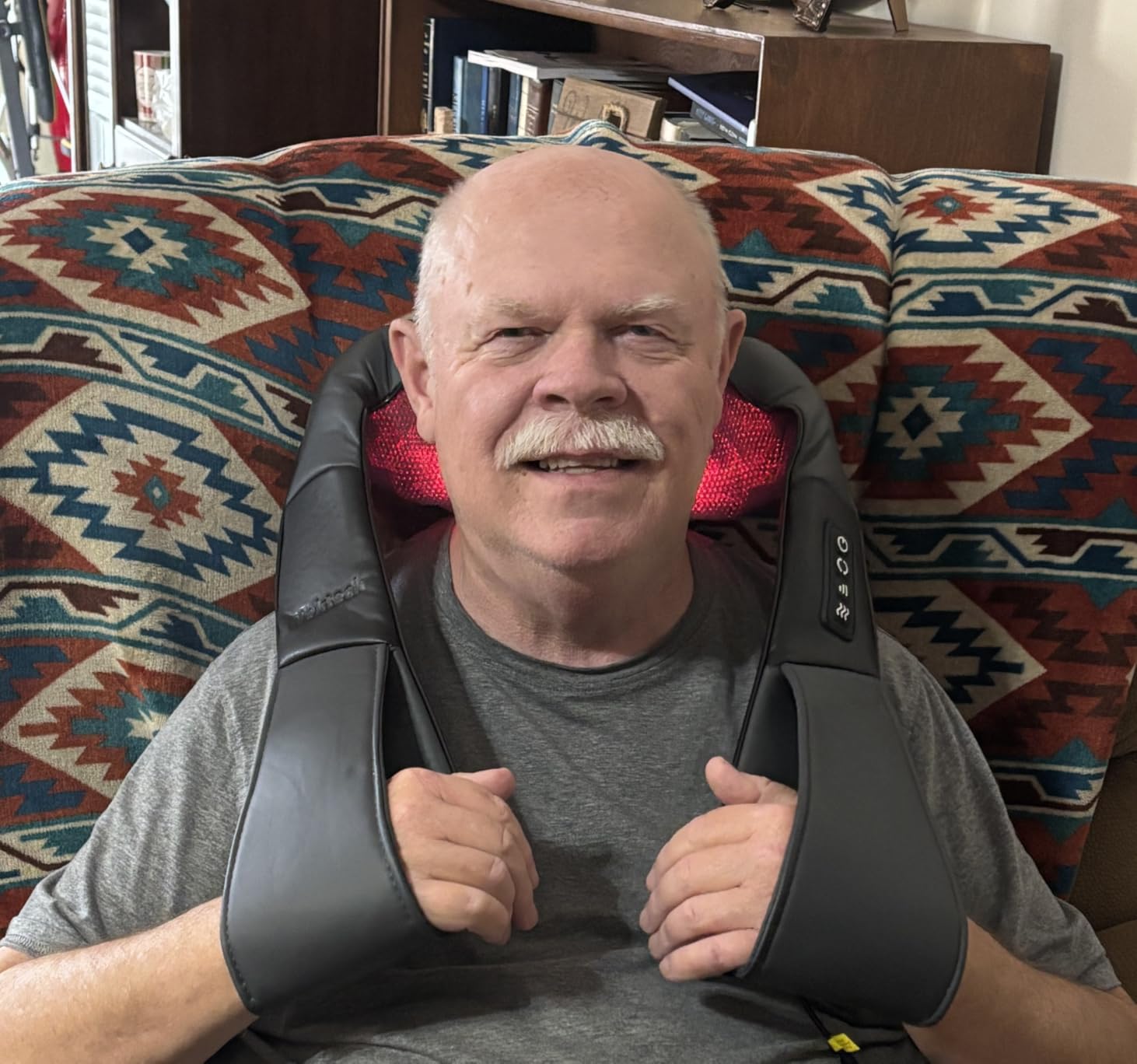 Nekteck Shiatsu Neck Massager with Heat for Pain Relief, NOT Cordless customer photo 1