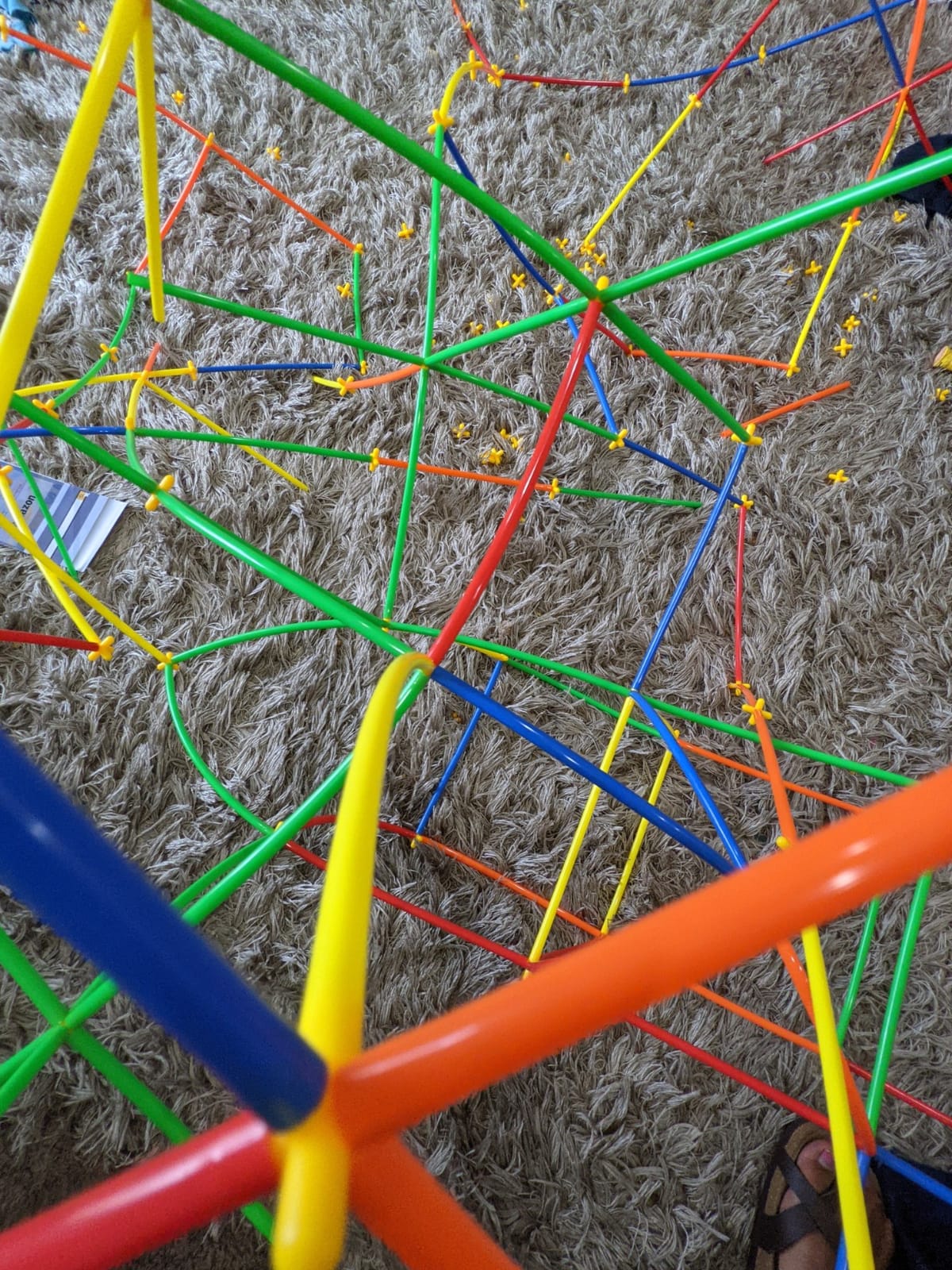 RAINBOW TOYFROG Straw Constructor Toys Stem Building Toys - 300 Pcs Connectors Toy Building Sets Kids Toys for Boys & Girls - Straw Building Set Engineering Kit - Autism Toy STEM Games customer photo 2
