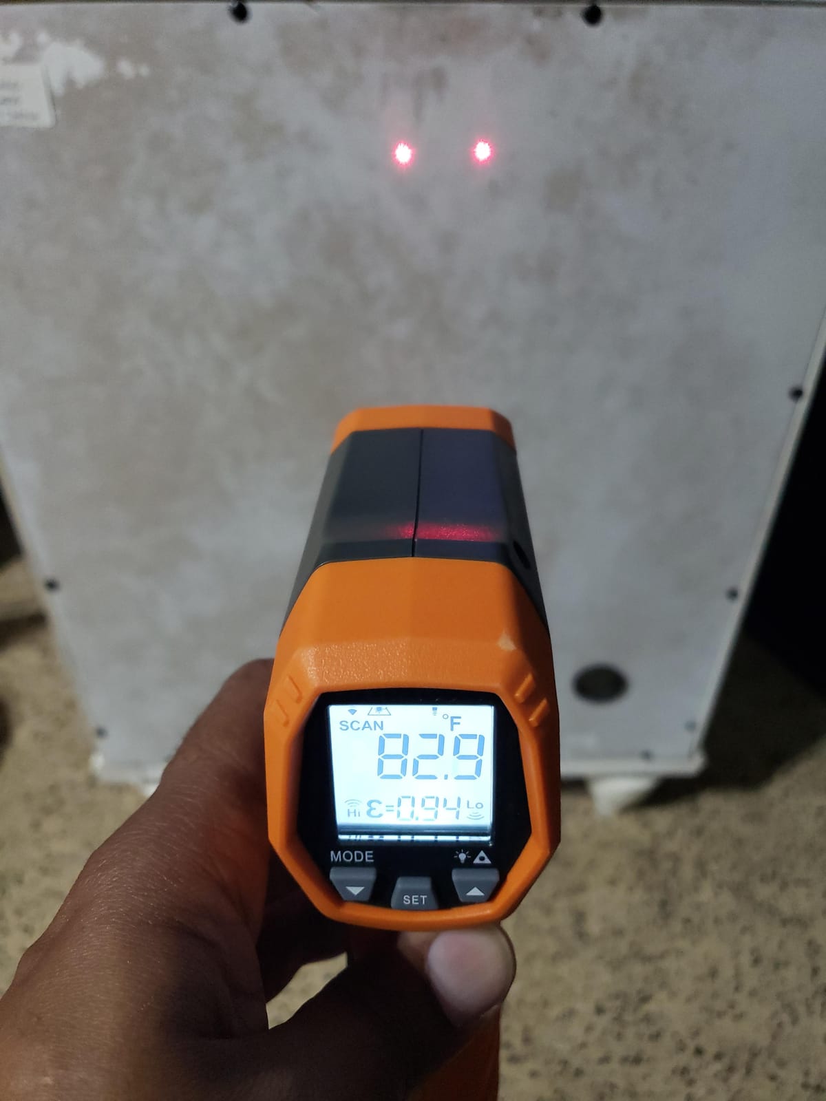 Klein Tools IR5 Dual Laser 12:1 Infrared Thermometer, Digital Thermometer Gun with Backlit Display, Dual Laser Targeting and Auto Scan, Wide Temperature Range customer photo 2