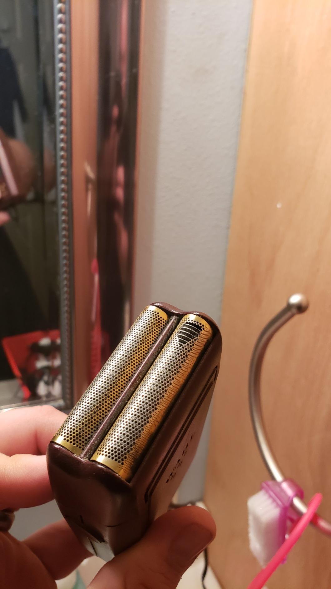 Wahl Professional 5 Star Shaver/Shaper Cord/Cordless Foil Shaver customer photo 2