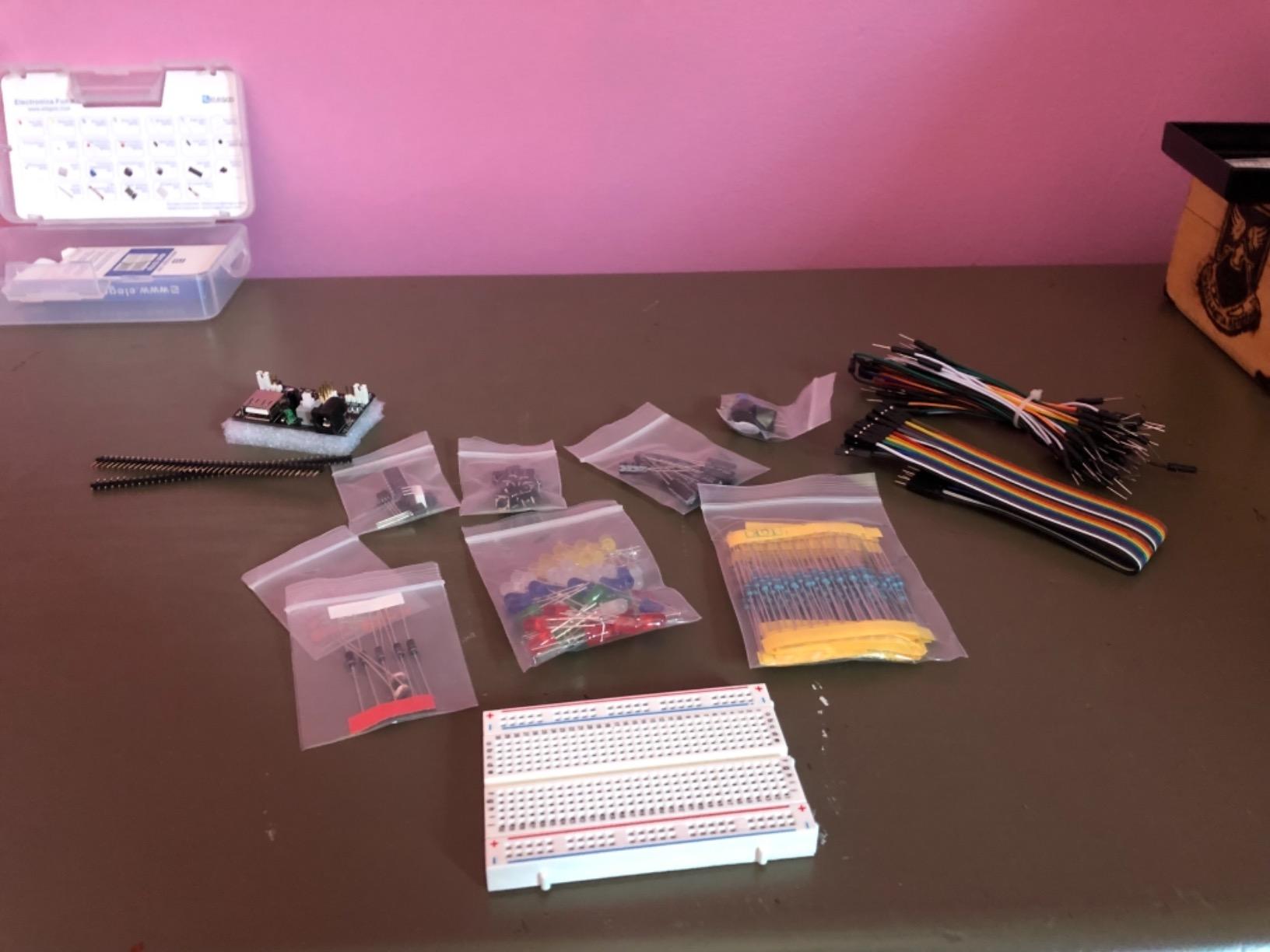 ELEGOO Electronic Fun Kit Bundle with Breadboard, 235 Items for Arduino customer photo 2