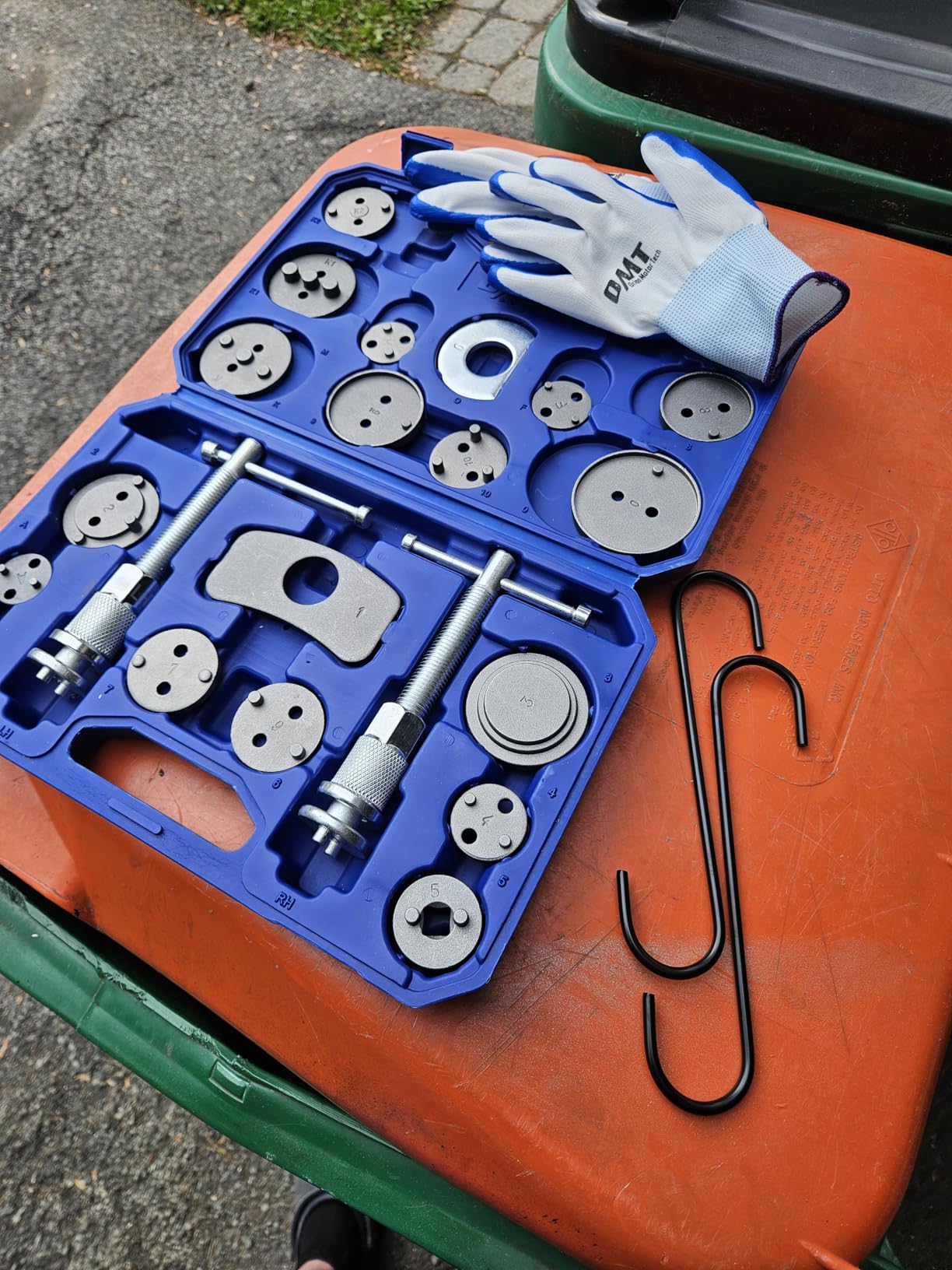OMT 24pc Brake Caliper Compression Tool with Adapters & Hangers, Sandblast customer photo 1