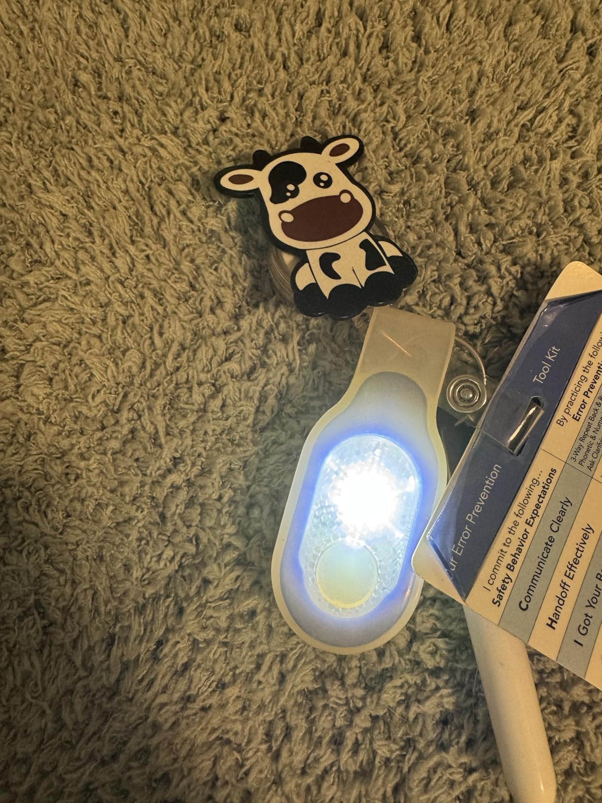 ALONEFIRE LED Flashlights Clip on Flashlight Night Safely Nursing Night Light Hands Free Strong Magnetic to Grip Clothing with a Keychain Flashlight for Walking Running Sports Outdoor Emergency customer photo 2