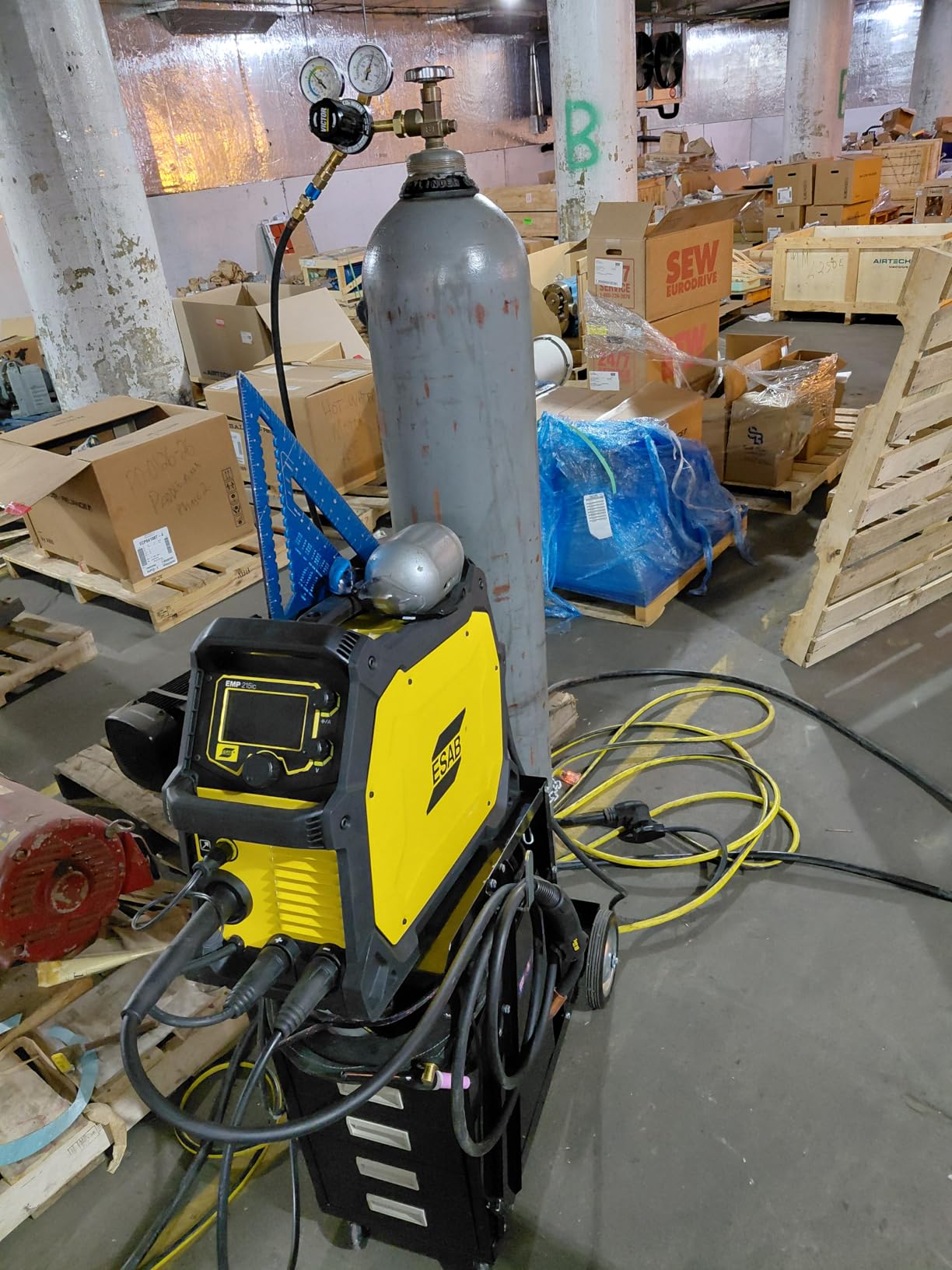 ESAB Rebel EMP 215ic Multi-Voltage MIG/Stick/TIG Welder- 120/230V 5-240A Output customer photo 2