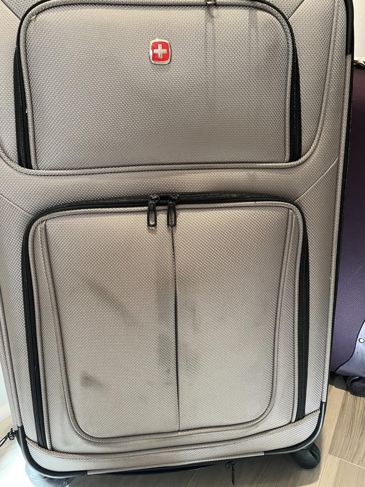 SwissGear Sion Softside Expandable Luggage – Large Checked Suitcase with 360 Degree Wheels & Retractable Handle – 29 Inch, Perfect for 7-9 Night Trips – Burgundy customer photo 2