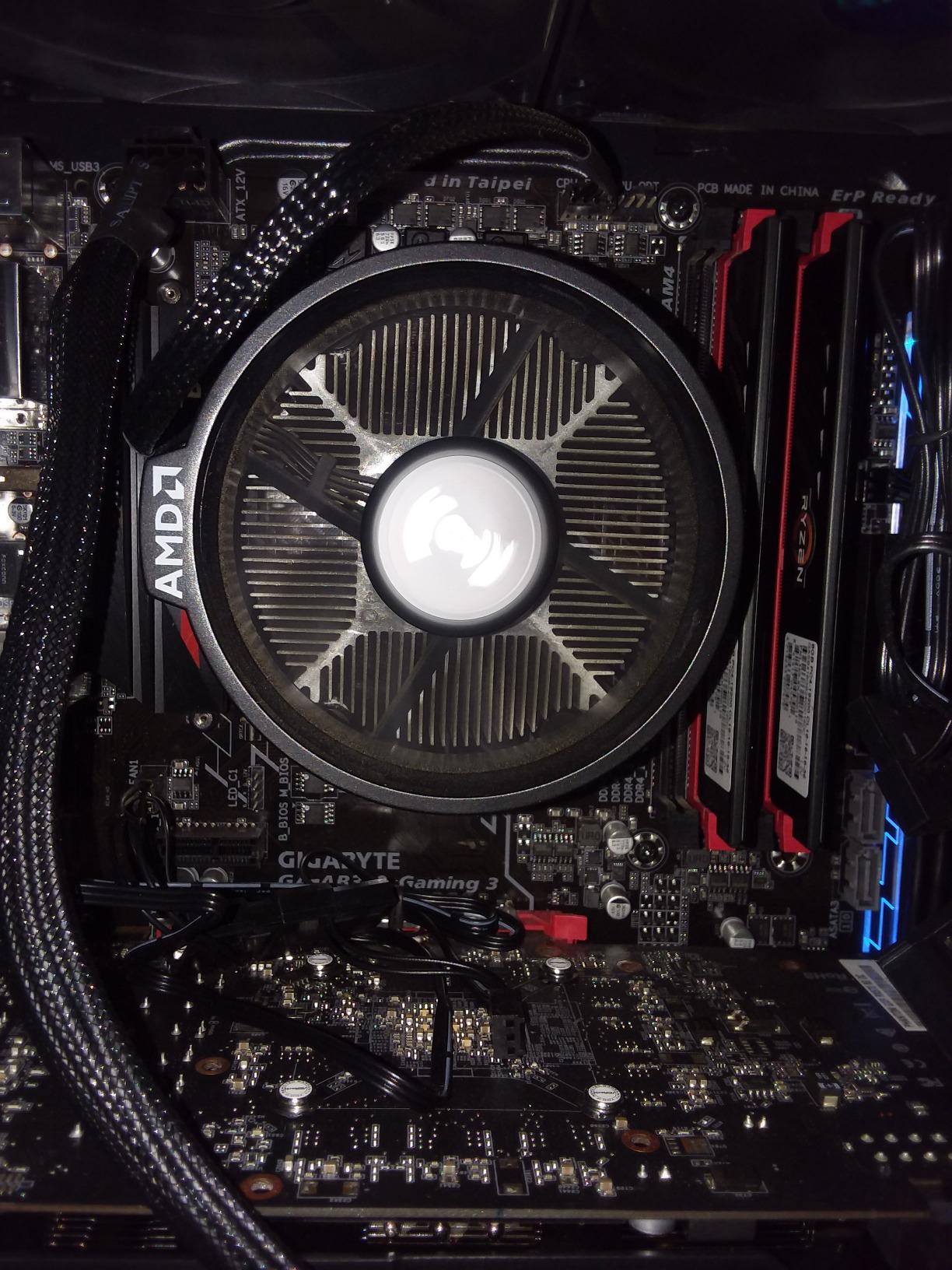 AMD Ryzen 5 1600 Processor with Wraith Spire Cooler (YD1600BBAEBOX) customer photo 1