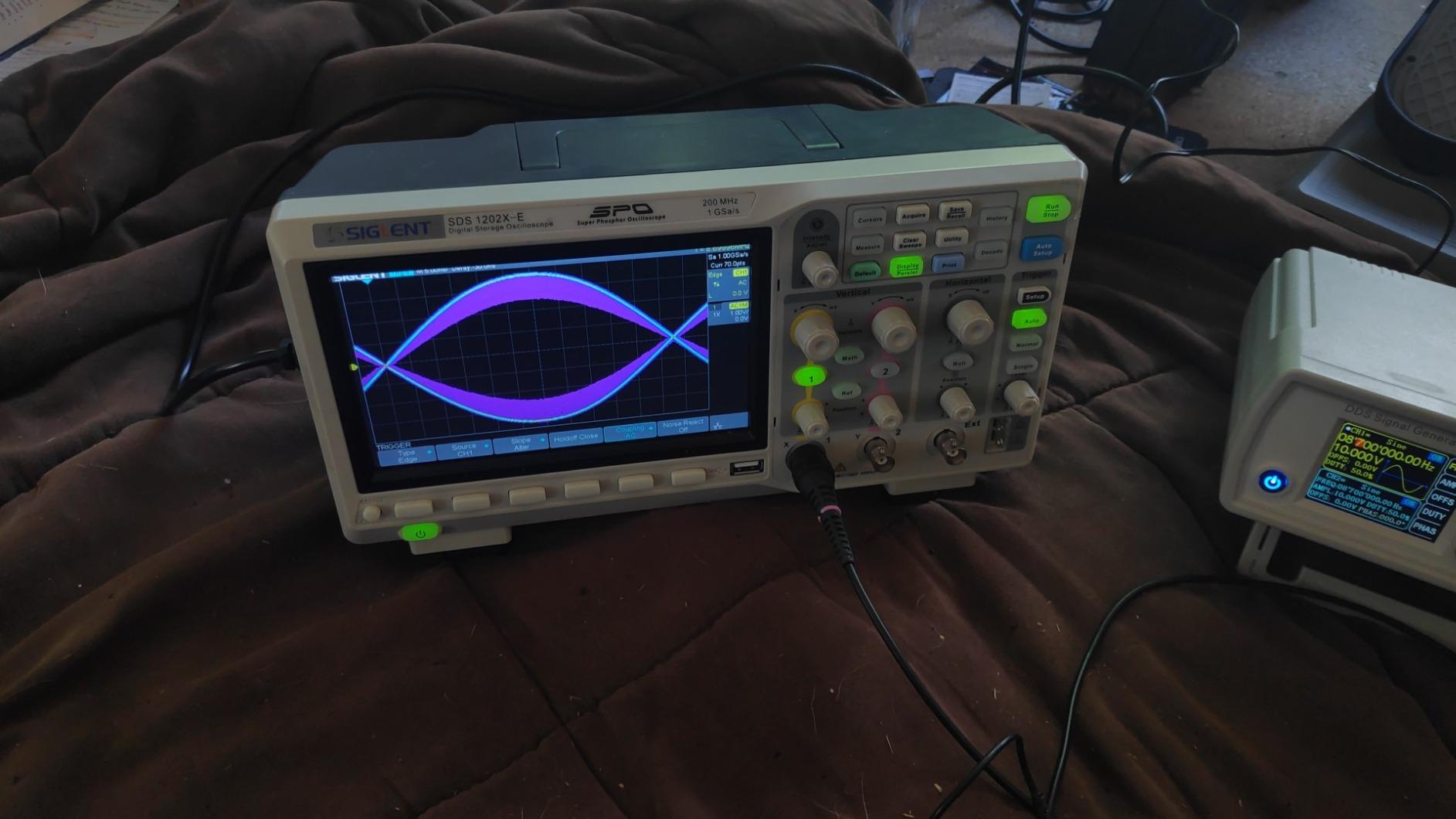 Siglent Technologies SDS1202X-E 200 mhz Digital Oscilloscope 2 Channels, Grey customer photo 2
