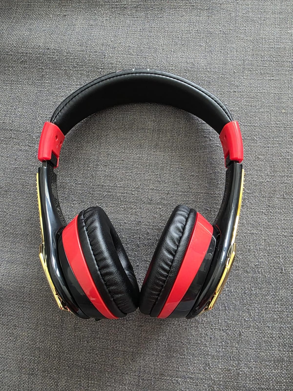 eKids Spiderman Wireless Bluetooth Portable Headphones with Microphone, Volume Reduced to Protect Hearing Rechargeable Battery, Adjustable Kids Headband for School Home or Travel customer photo 1