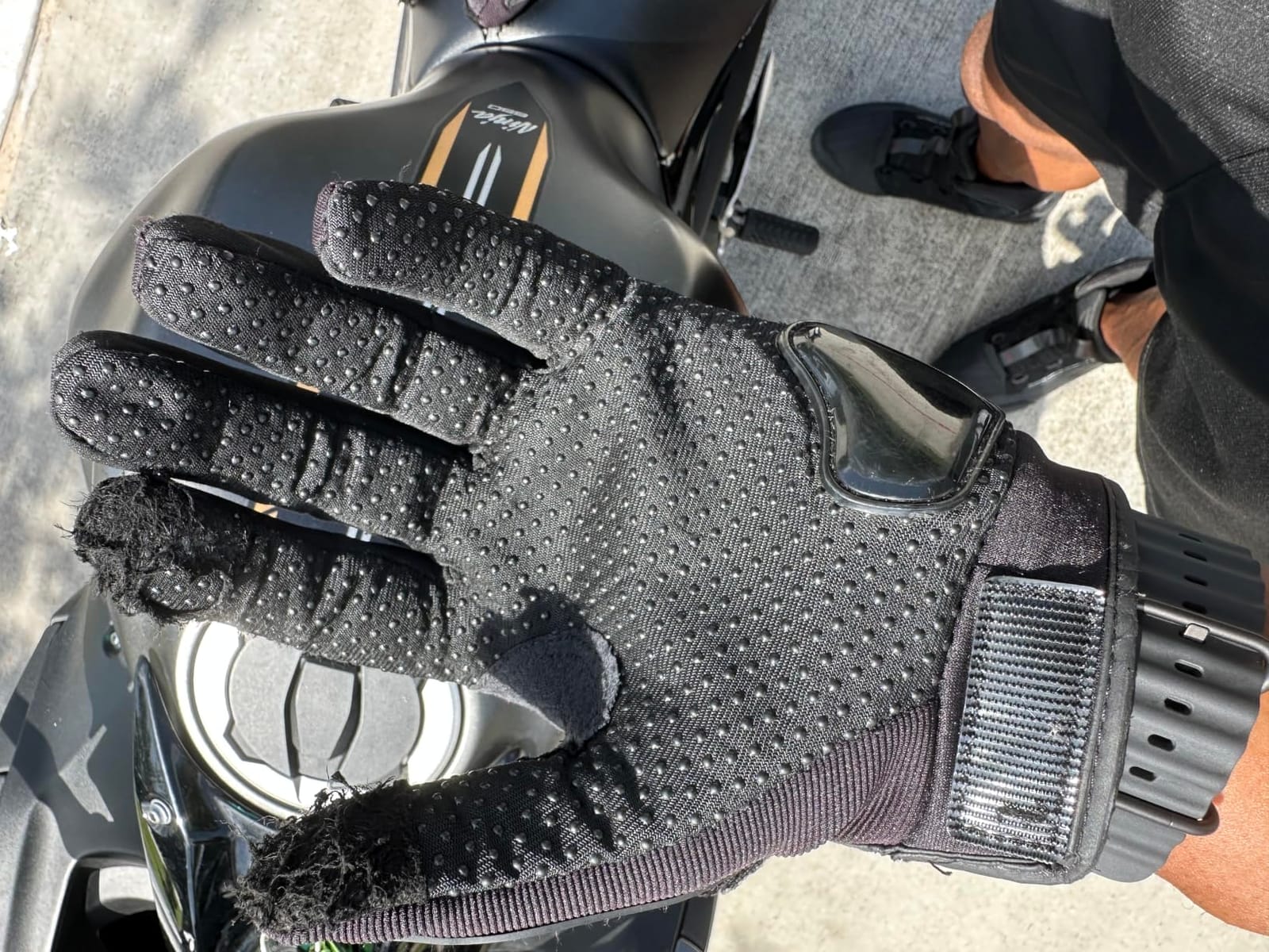 COFIT Motorcycle Gloves Breathable, Touchscreen Motorbike Gloves Anti-Slip with Good Grip Hard Knuckles Protection for Men Women Motocross, BMX ATV MTB Cycling, Road Racing customer photo 1