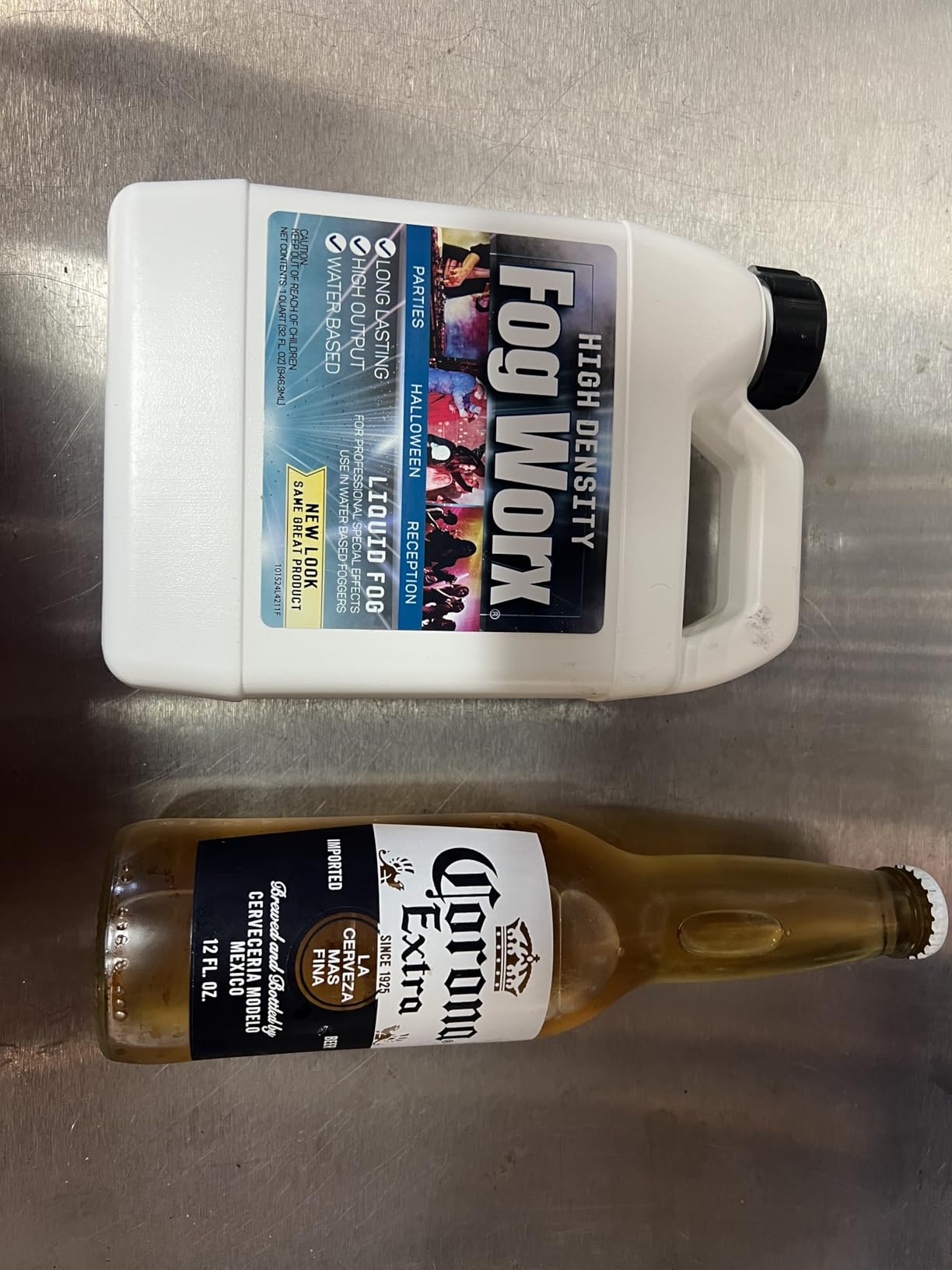 FogWorx Extreme High Density Fog Juice - Quart – 32 Fluid Ounces of Long Lasting, High Output, Odorless Water Based Machine Fluid for 400 to 1500 Watt Machines customer photo 1