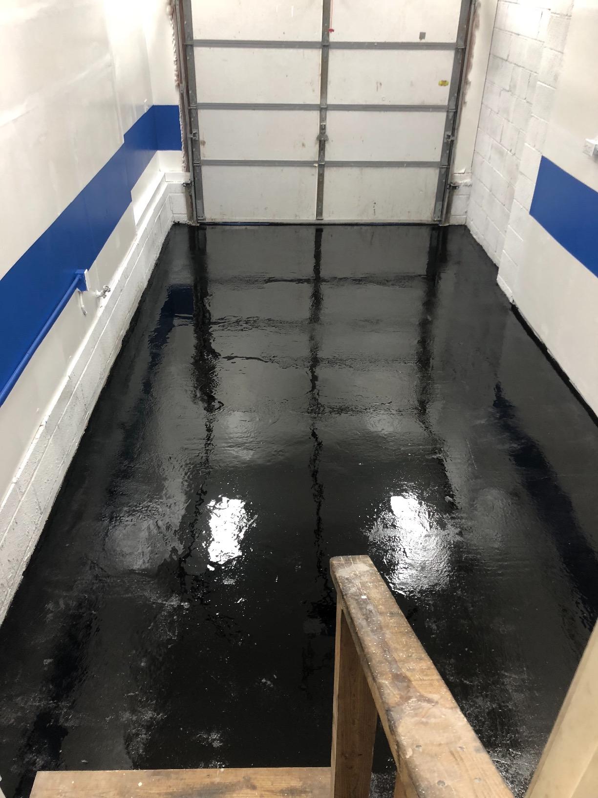 RockSolid Pearlescent Floor Coating Kit, Pearl Black customer photo 1