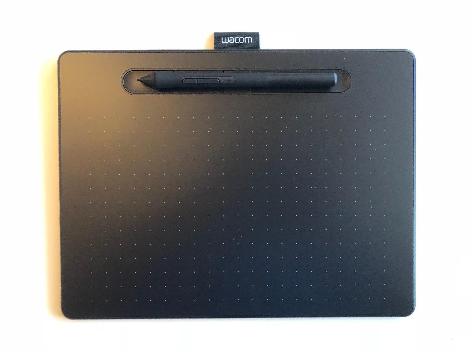 Wacom Intuos Medium, Bluetooth Graphic Drawing Tablet with Pen + Software | Battery-free pen, 4 ExpressKeys for shortcuts customer photo 1