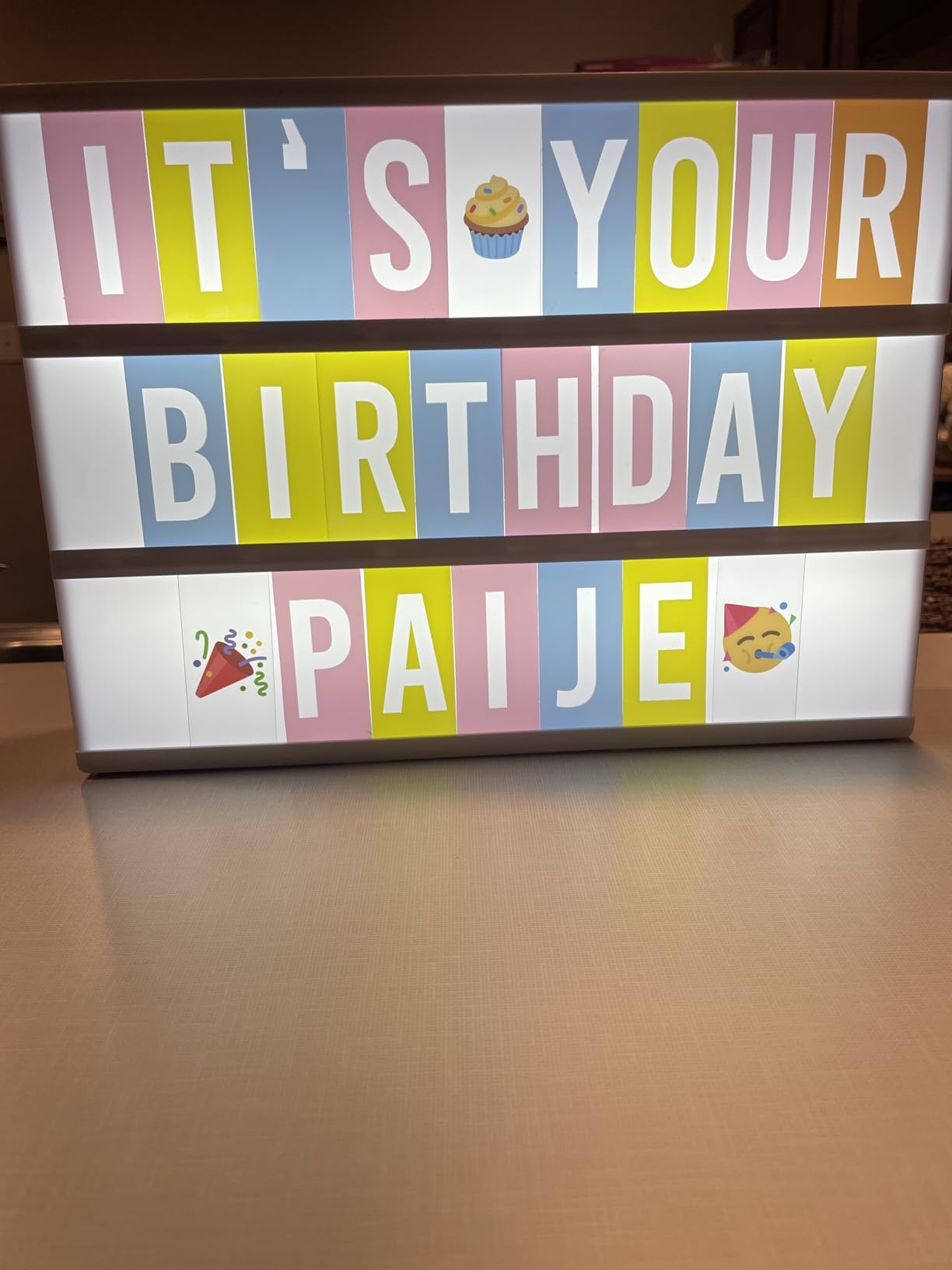 BONNYCO Pink Cinema Light Box with 400 Letters, Emojis, 2 Markers, USB customer photo 2