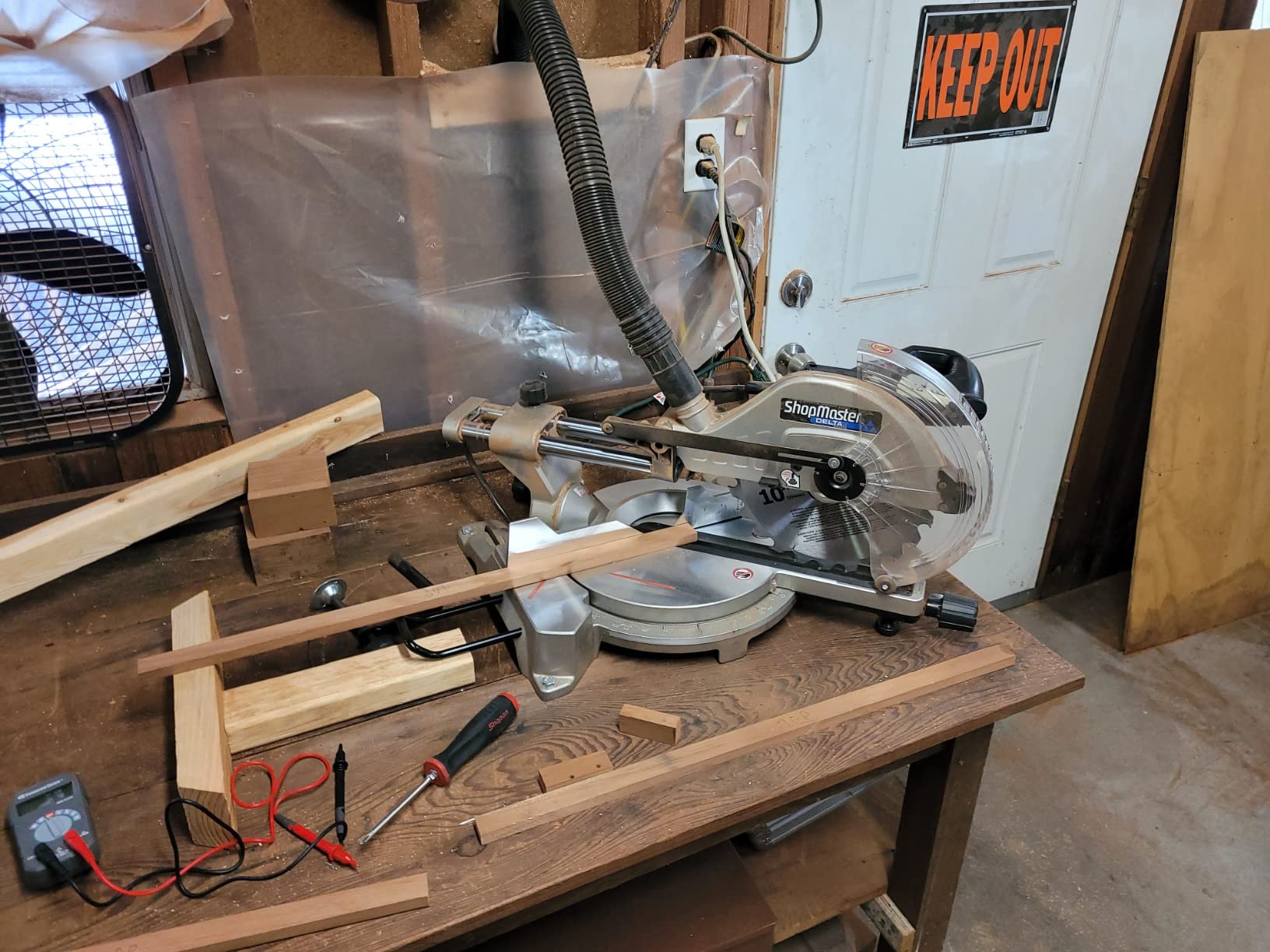 Delta - 10 in. Compound Sliding Miter Saw customer photo 1