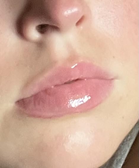 LANEIGE Lip Glowy Balm: Sheer Tinted Lip Moisturizer with Shea Butter, for Hydrating Shine & Soft Lips customer photo 1