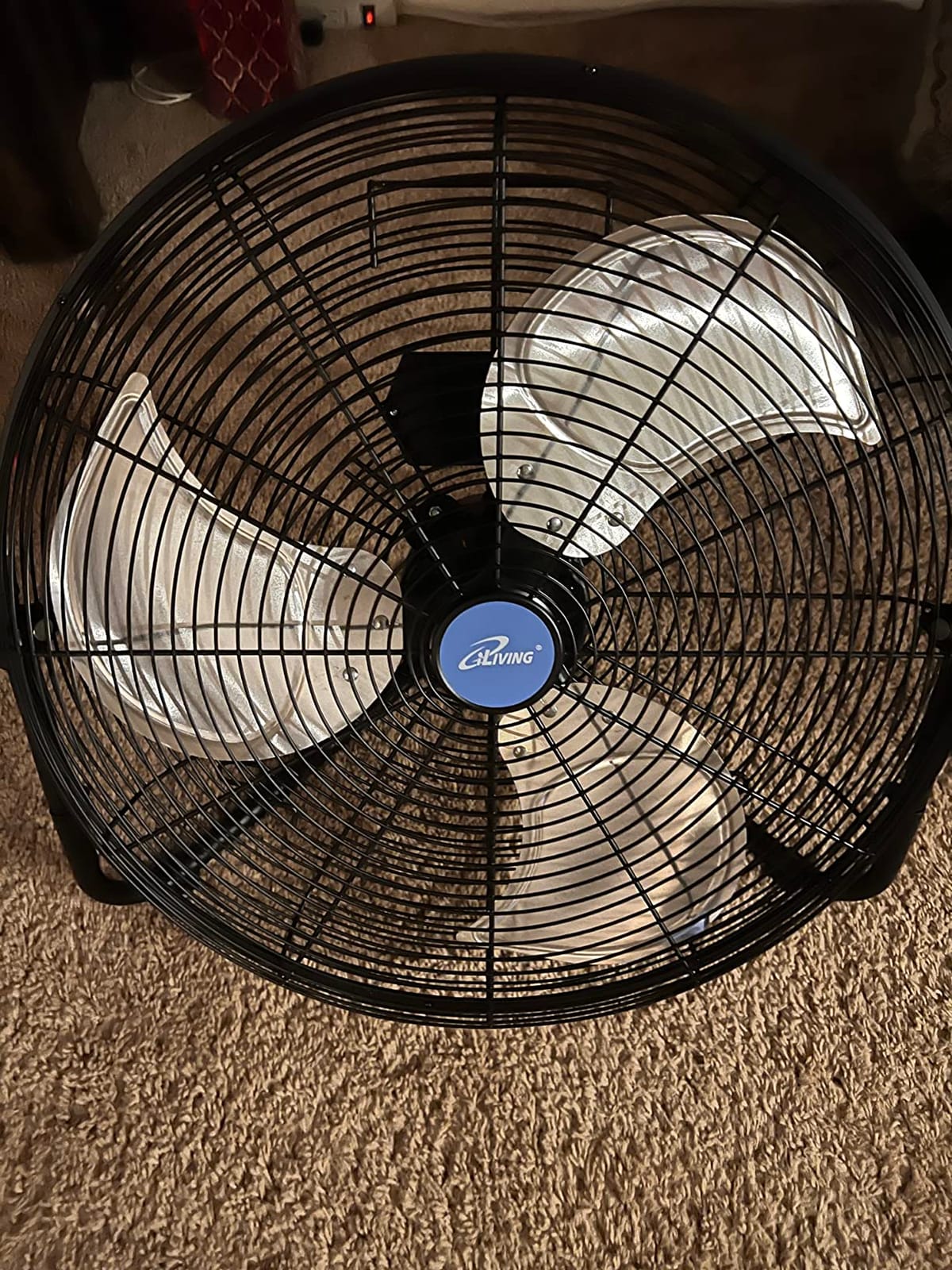 iLIVING 20 Inch Heavy Duty Floor & Wall Mount Fan - 5750 CFM High Velocity, 120-Watt, 3-Speed, Industrial Cooling for Garage, Workshop, Office, Home - UL Listed, Black customer photo 1