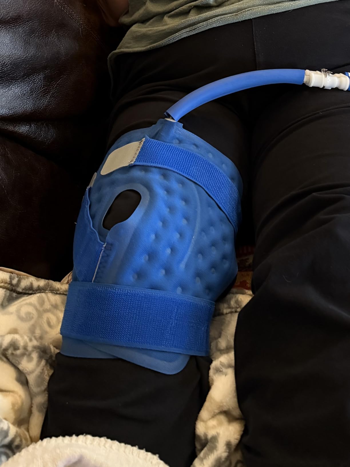 Polar Active Ice 3.0 | 9 QT Cold Therapy Ice Machine | Programmable Timer | Knee & Joint Pad | Cryotherapy Pain Relief System | Ace Bandage Style Compression customer photo 2