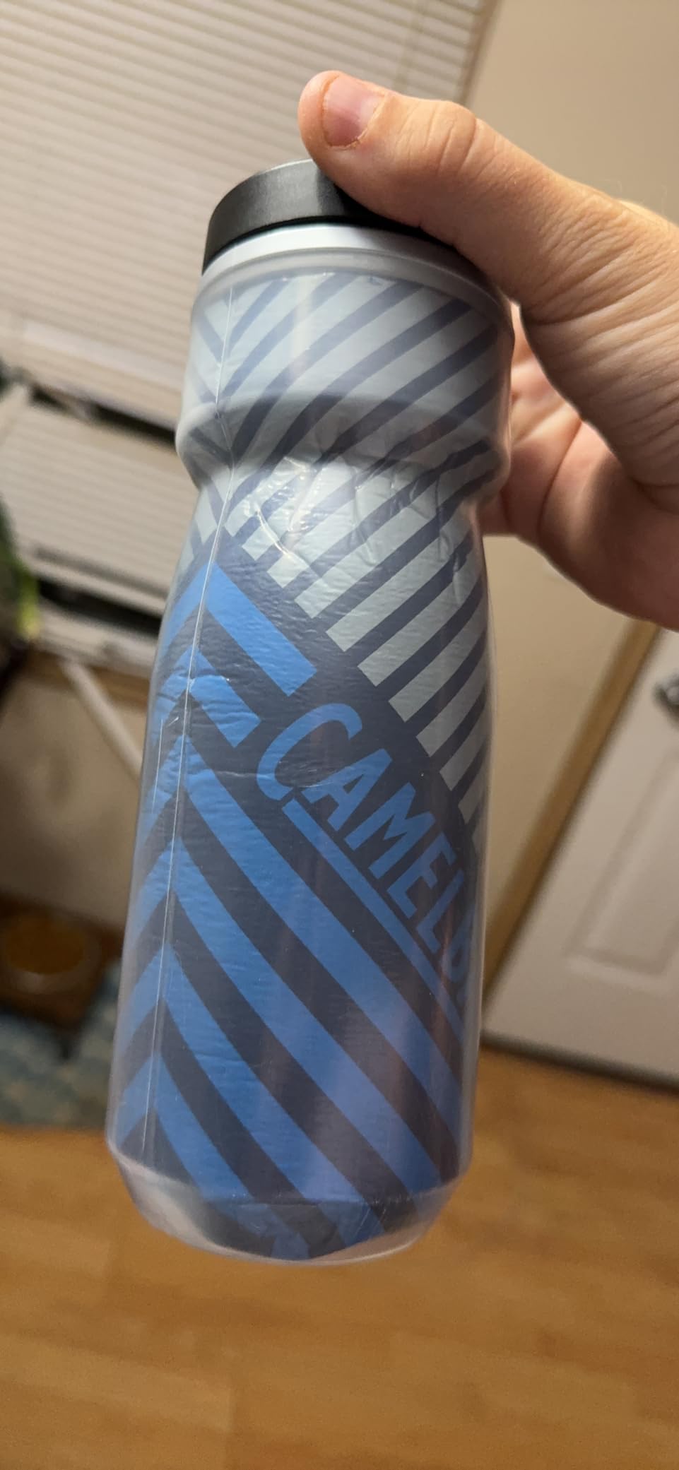 CamelBak Podium Chill Water Bottle 21oz, Black customer photo 2