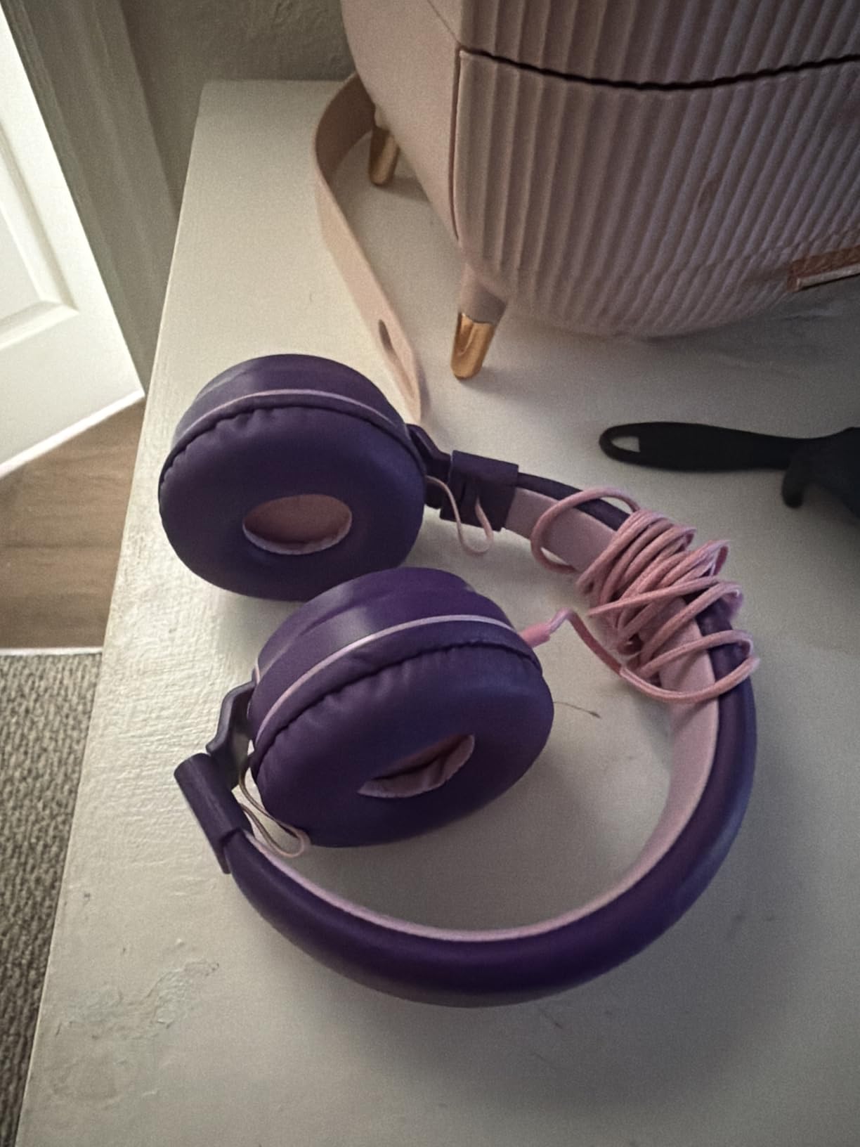 Kids Headphones for School with Microphone, 93dB Volume Limited, PinkPurple customer photo 1