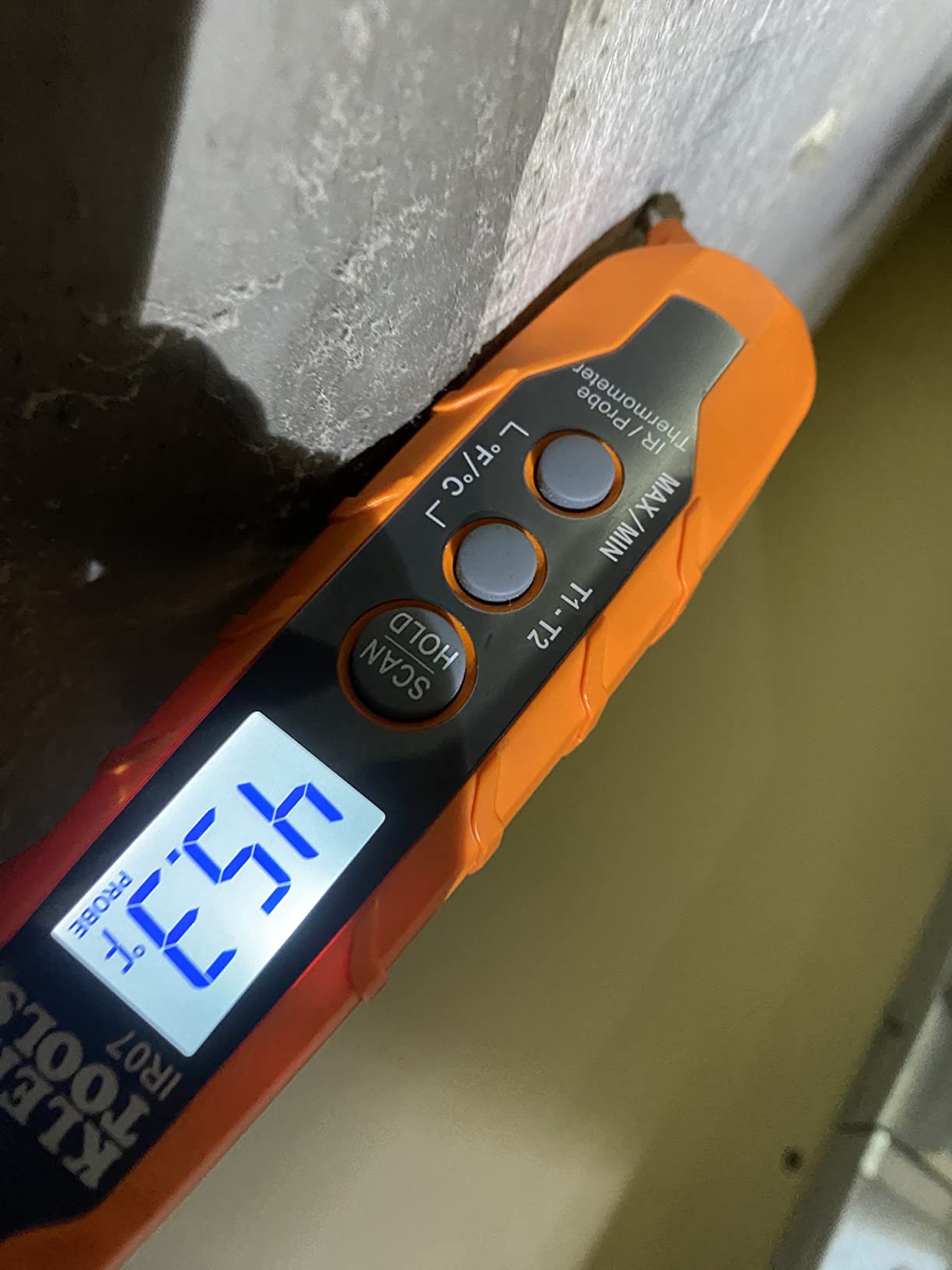 Klein Tools IR07 Dual Infrared (IR) and Probe Pocket Size LCD Digital Thermometer customer photo 1