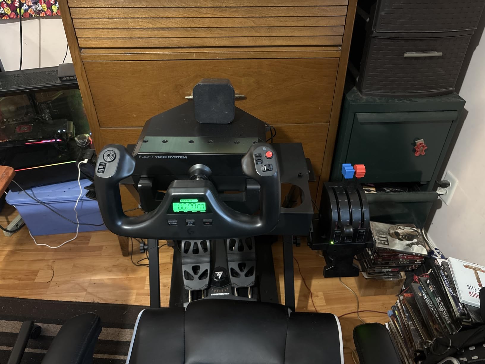 Logitech G PRO Flight Yoke System Professional Simulation - Black customer photo 1