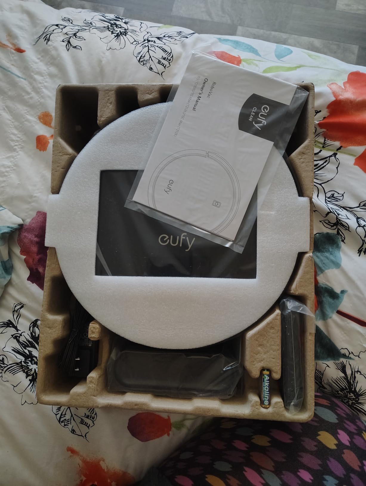 eufy 11S MAX Robot Vacuum Cleaner, Super Thin, Quiet customer photo 1