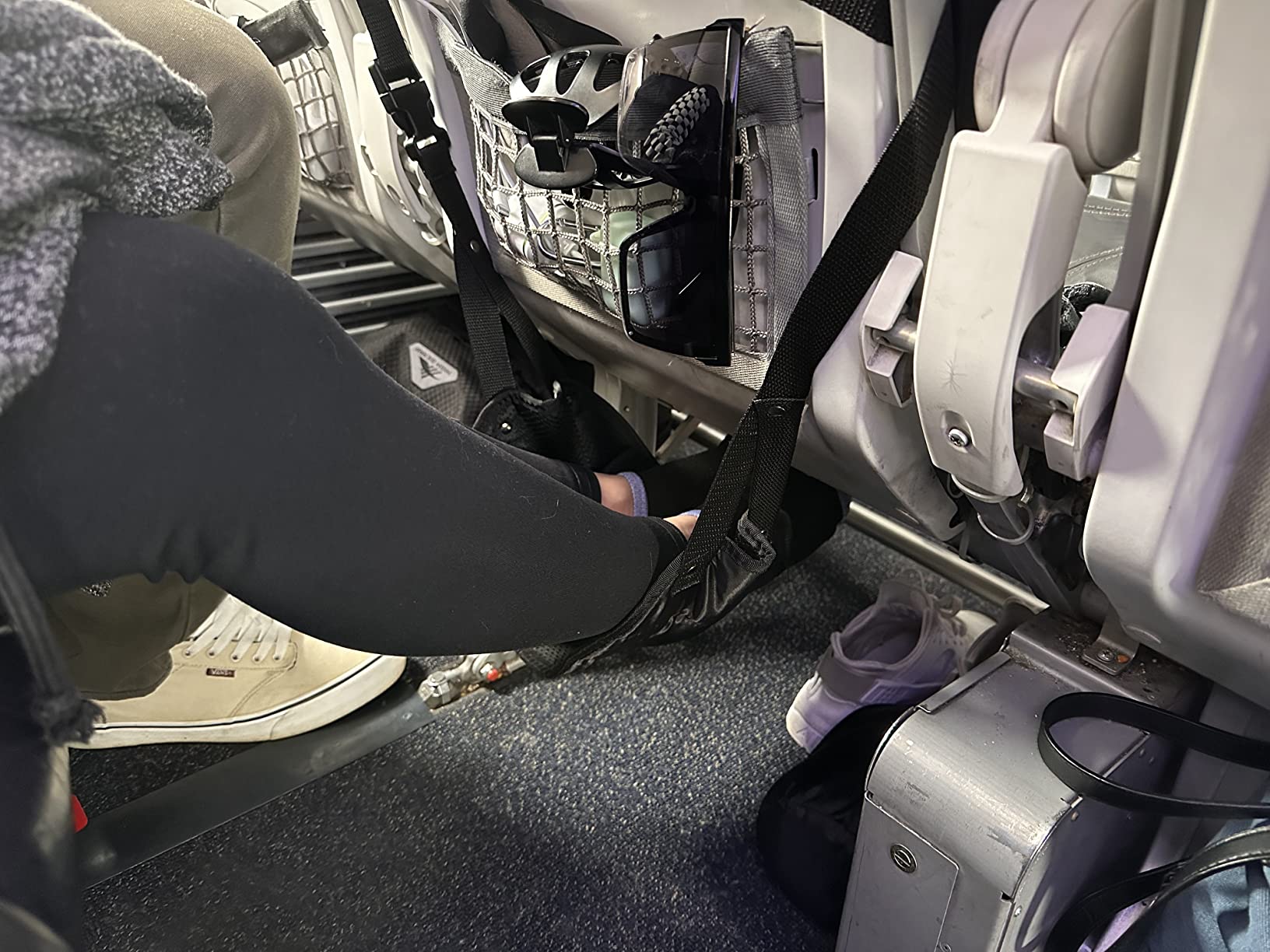 BASIC CONCEPTS Airplane Foot Hammock for Plane Travel Essentials - Airplane Travel Essentials, Long Flight Foot Rest - Plane Gadgets customer photo 1