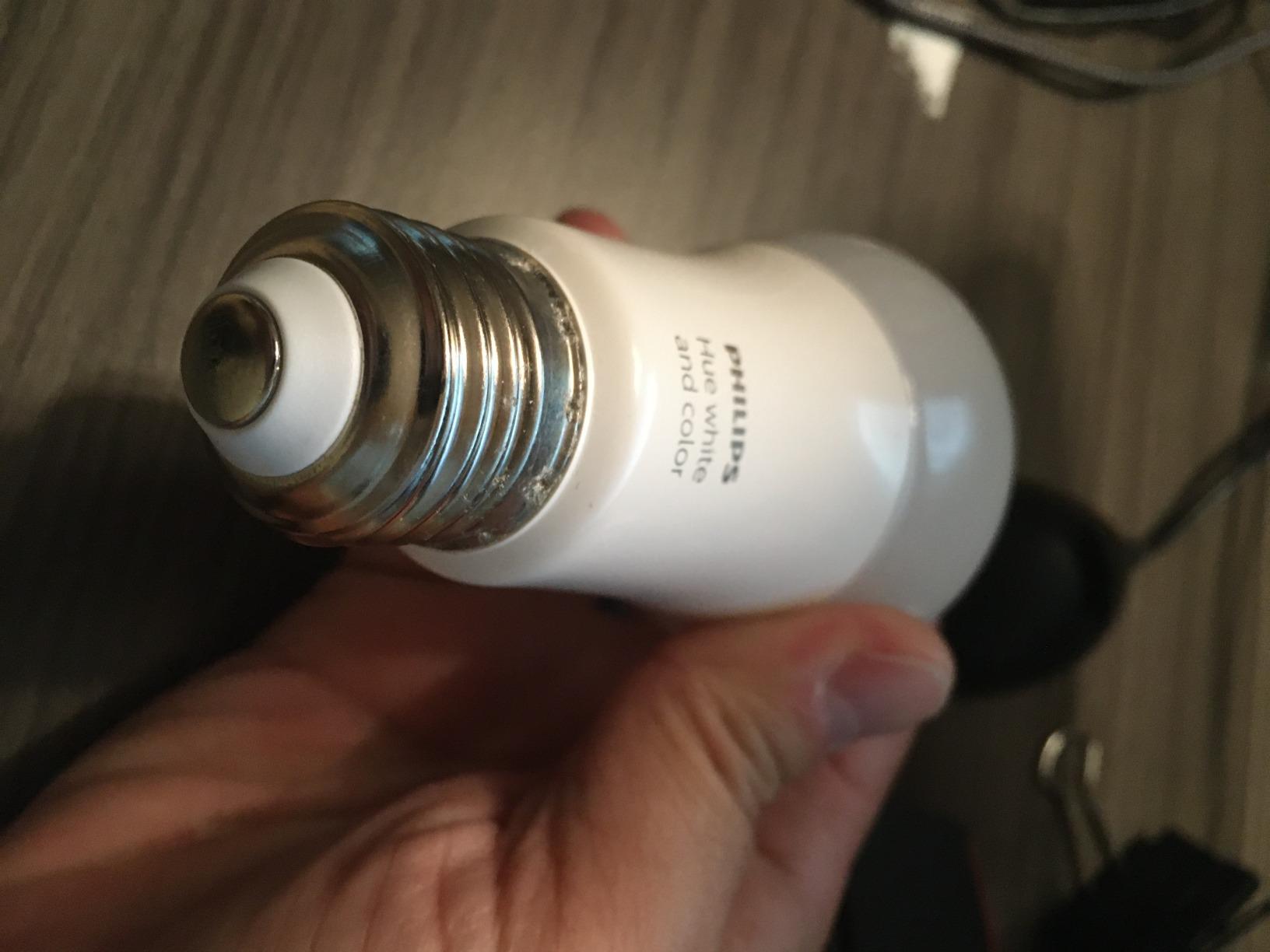 Philips Hue White and Color Ambiance Base Lumen (60W) Smart Button Starter Kit, 16 Millions Colors, Works with Amazon Alexa, Google Assistant, Apple HomeKit 60 Watt (OLD VERSION) customer photo 1