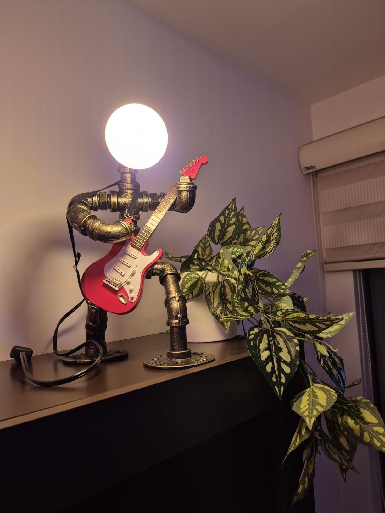 Philips Hue White and Color Ambiance Base Lumen (60W) Smart Button Starter Kit, 16 Millions Colors, Works with Amazon Alexa, Google Assistant, Apple HomeKit 60 Watt (OLD VERSION) customer photo 2