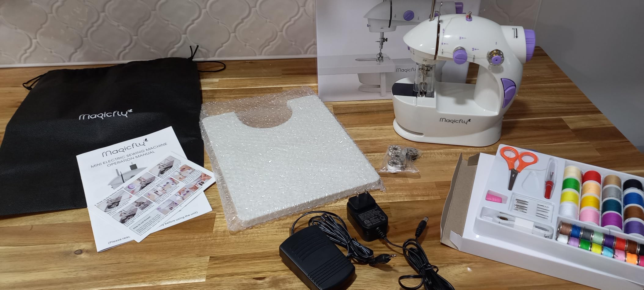 Magicfly Mini Sewing Machine with Extension Table, Dual Speed Portable Sewing Machine for Beginners with Light, Sewing Kit, Pink customer photo 1