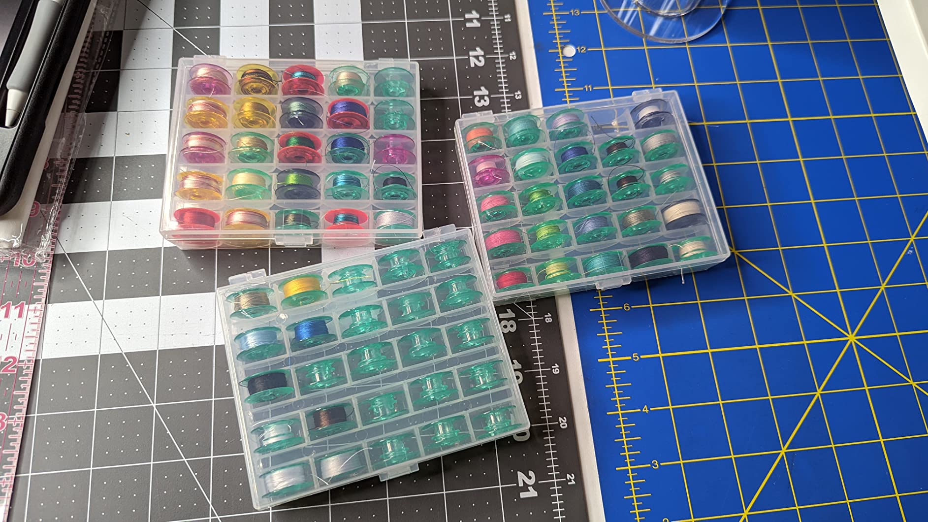 Bobbin Box, Machine Bobbin Organizer Plastic Case, Transparent 25 Slots Empty Bobbins Spools Box, Sewing Craft Plastic Case Storage Box for Sewing Machine customer photo 2