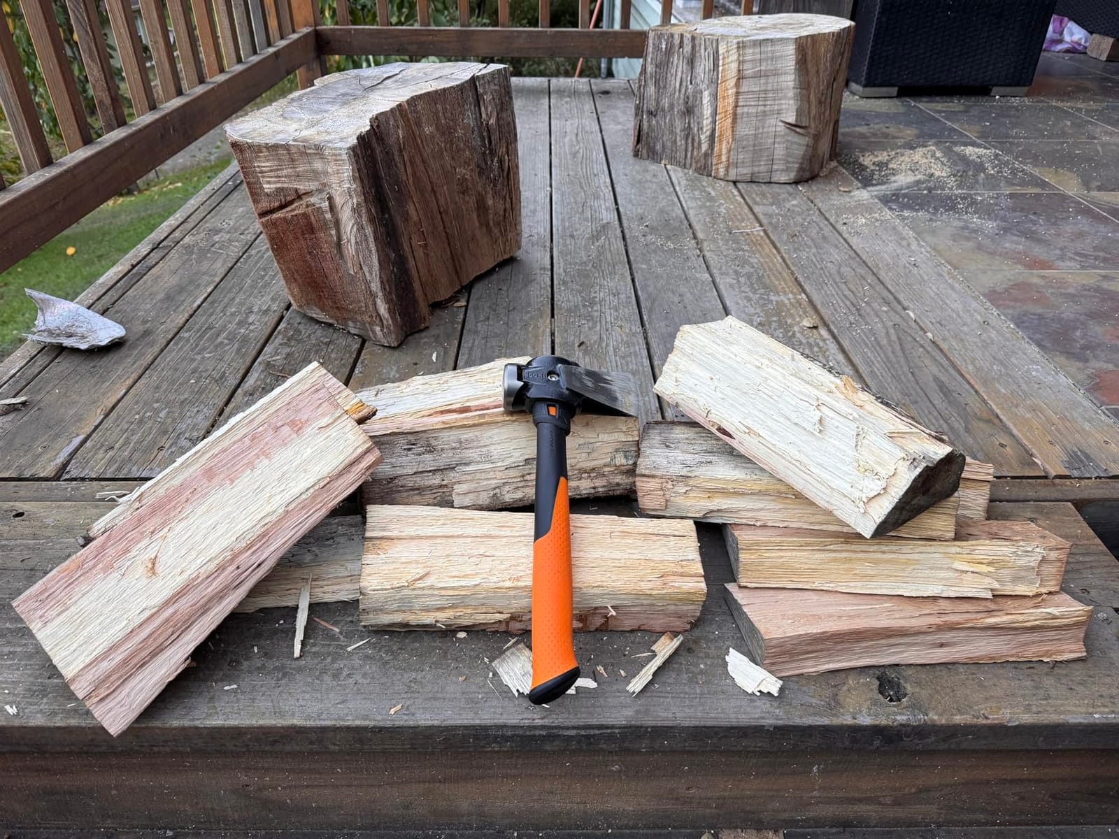Fiskars Pro IsoCore 2.5 lb Splitting Maul, 14