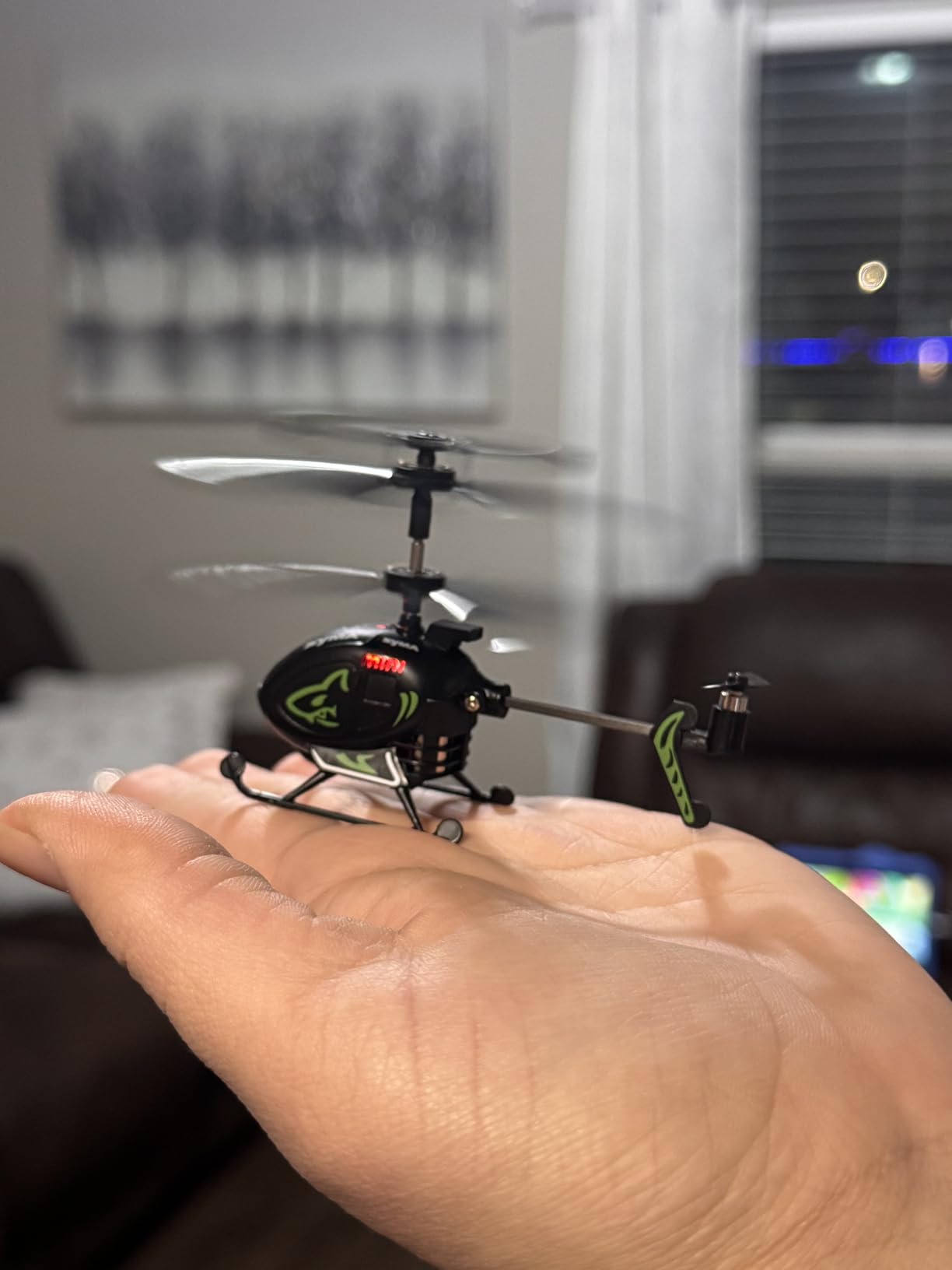 SYMA S100 Mini RC Helicopter for Kids, Indoor Flying, Altitude Hold, Black customer photo 1