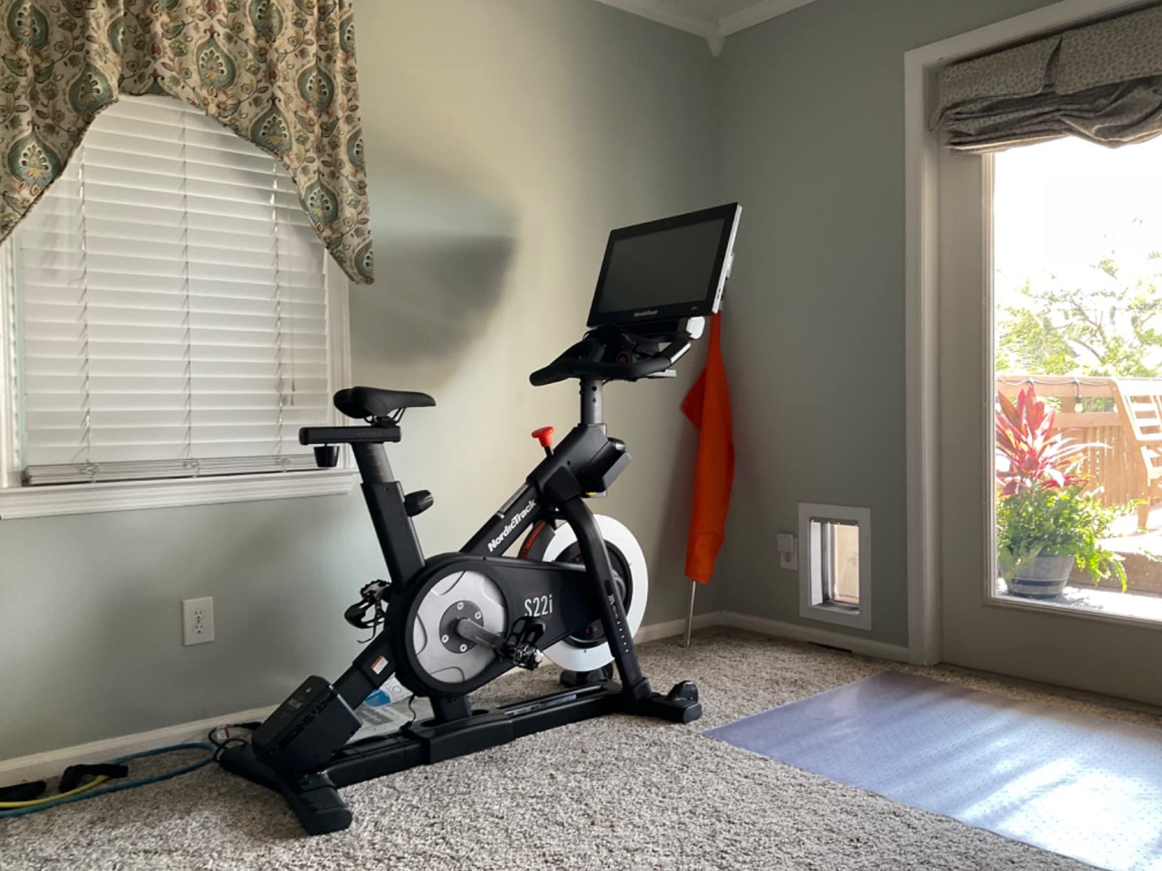 Nordictrack Commercial Studio Cycle customer photo 2
