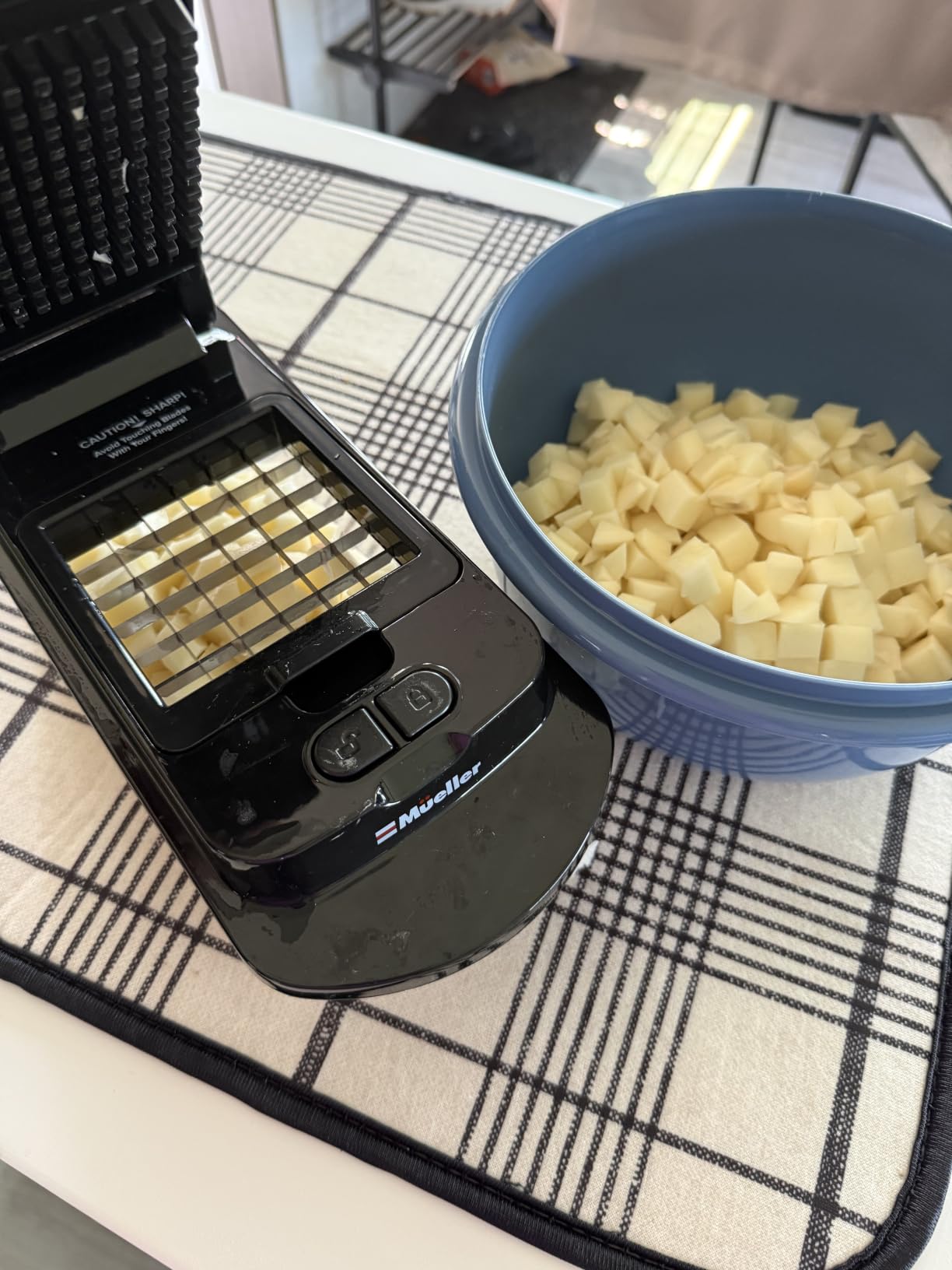 Mueller The Real Original Pro Vegetable Chopper & Mandoline Slicer, 10-in-1 customer photo 2