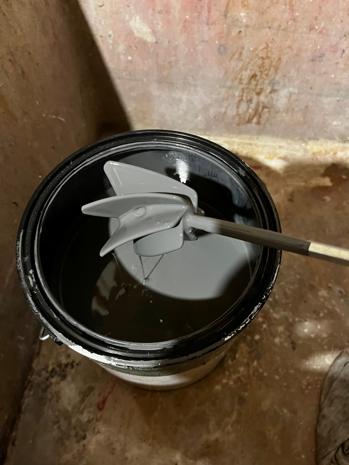 Edward Tools Paint Mixer Drill Attachment - Helix Mixer for 1 Gallon of Paint Epoxy, Resin, Silicone - Consistent Even Flow Stirrer Paddle - Works with all 3/8