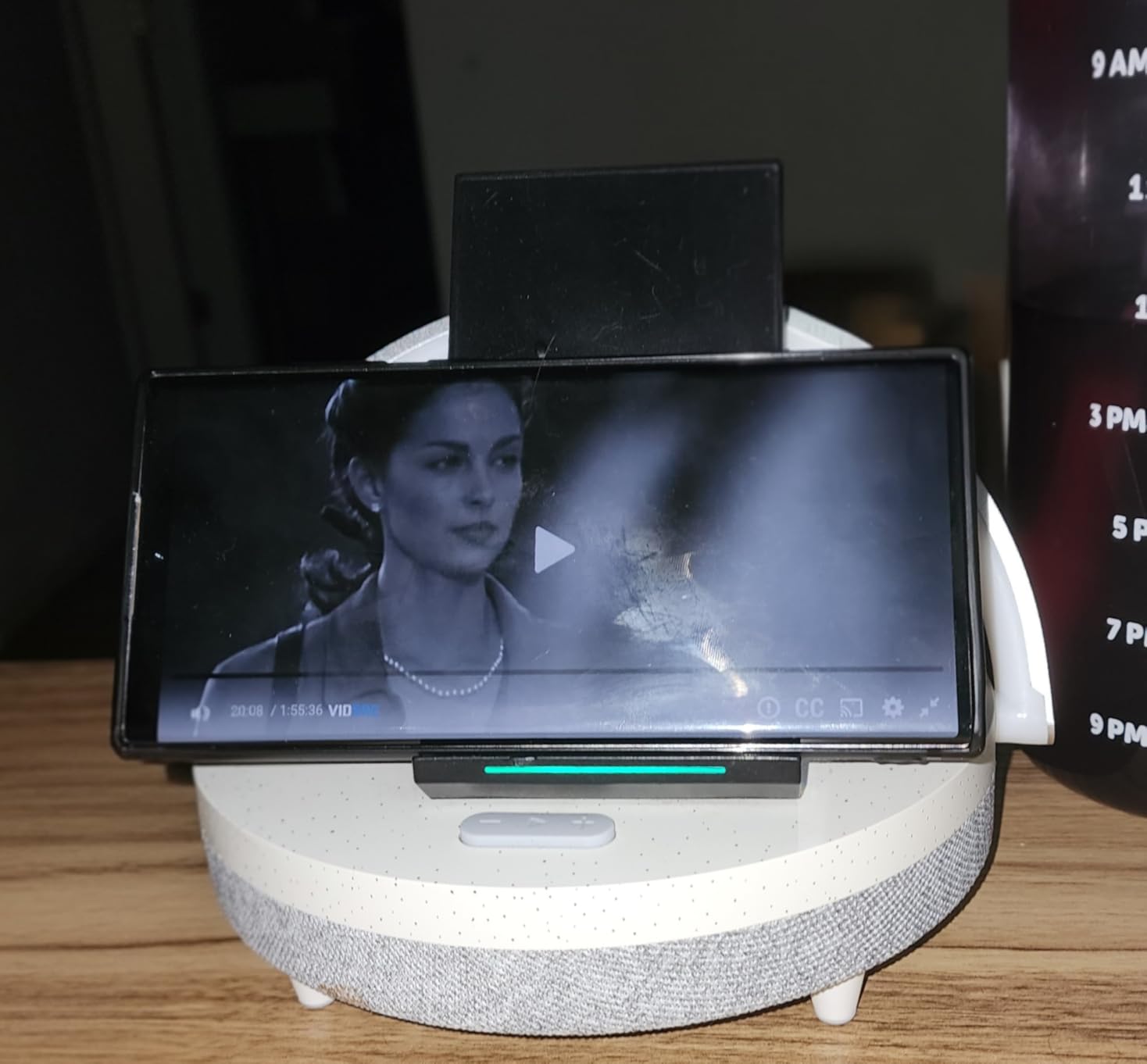 EZVALO Gifts for Women, 4-in-1 Bedside Lamp with Bluetooth Speaker, Dimmable Night Light, Charging Station and Phone Holder, Birthday Gifts for Mom, Daughter, Wife and Friends customer photo 1