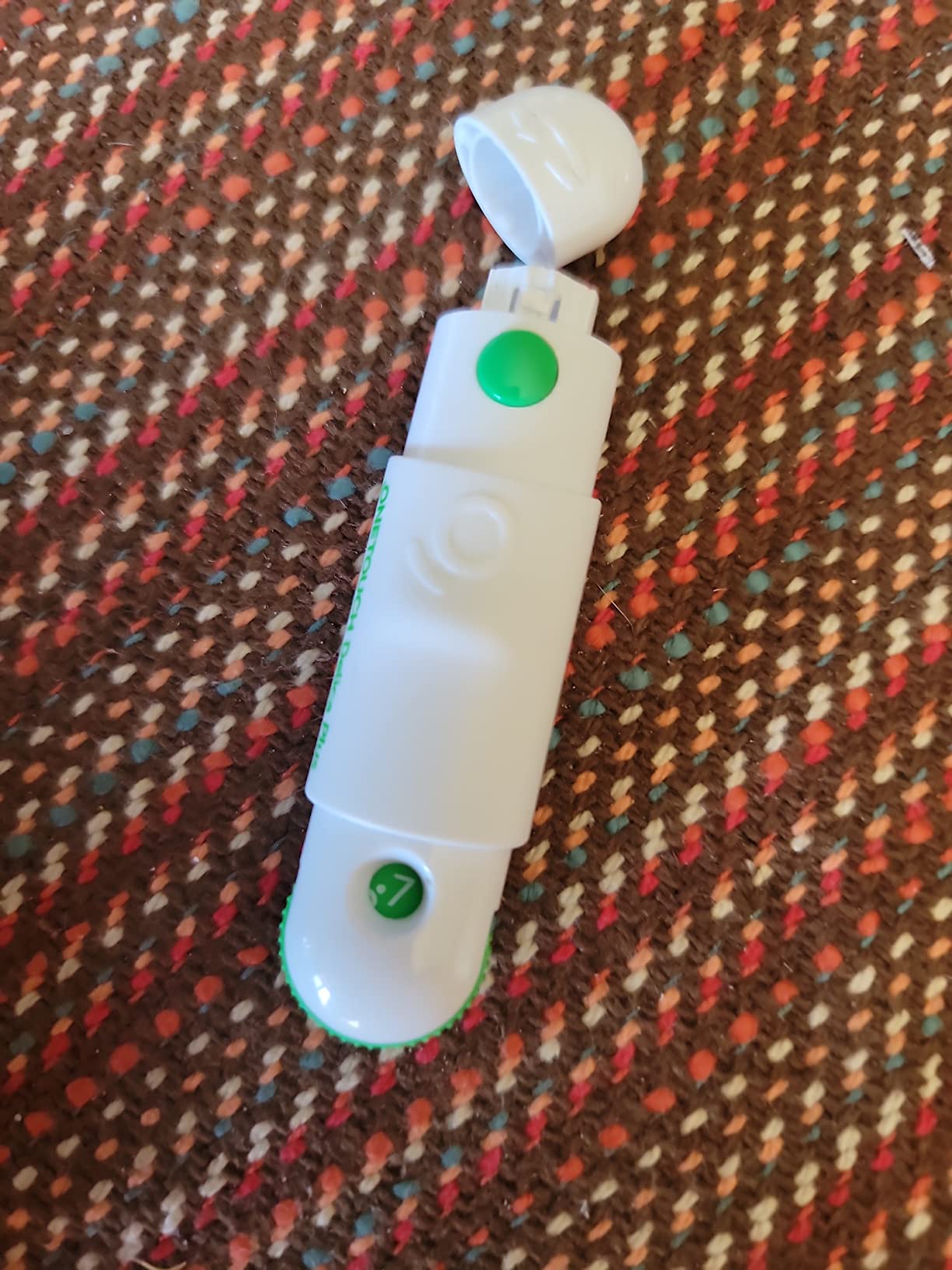 Delica Plus Lancing Device with 25 Pcs Lancets customer photo 2