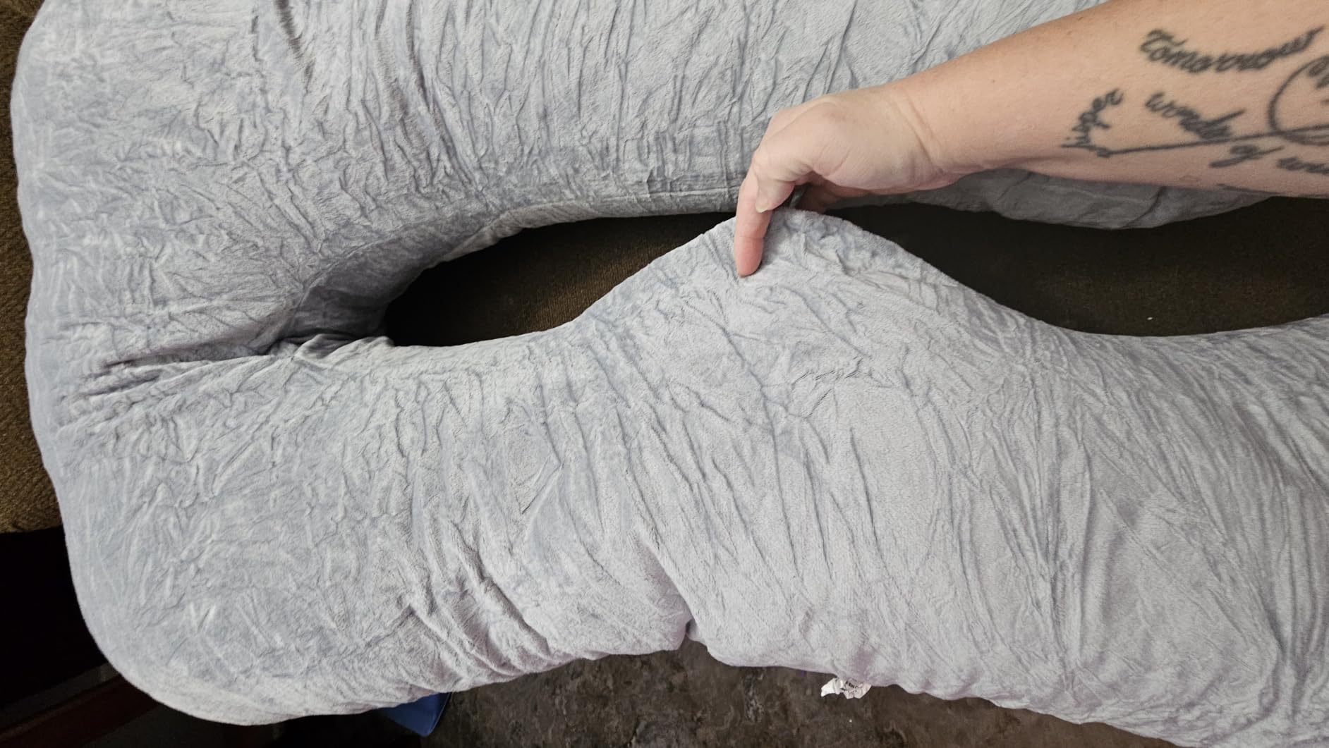 Momcozy Pregnancy Pillow for Sleeping - U Shaped Full Body Maternity Pillow customer photo 2