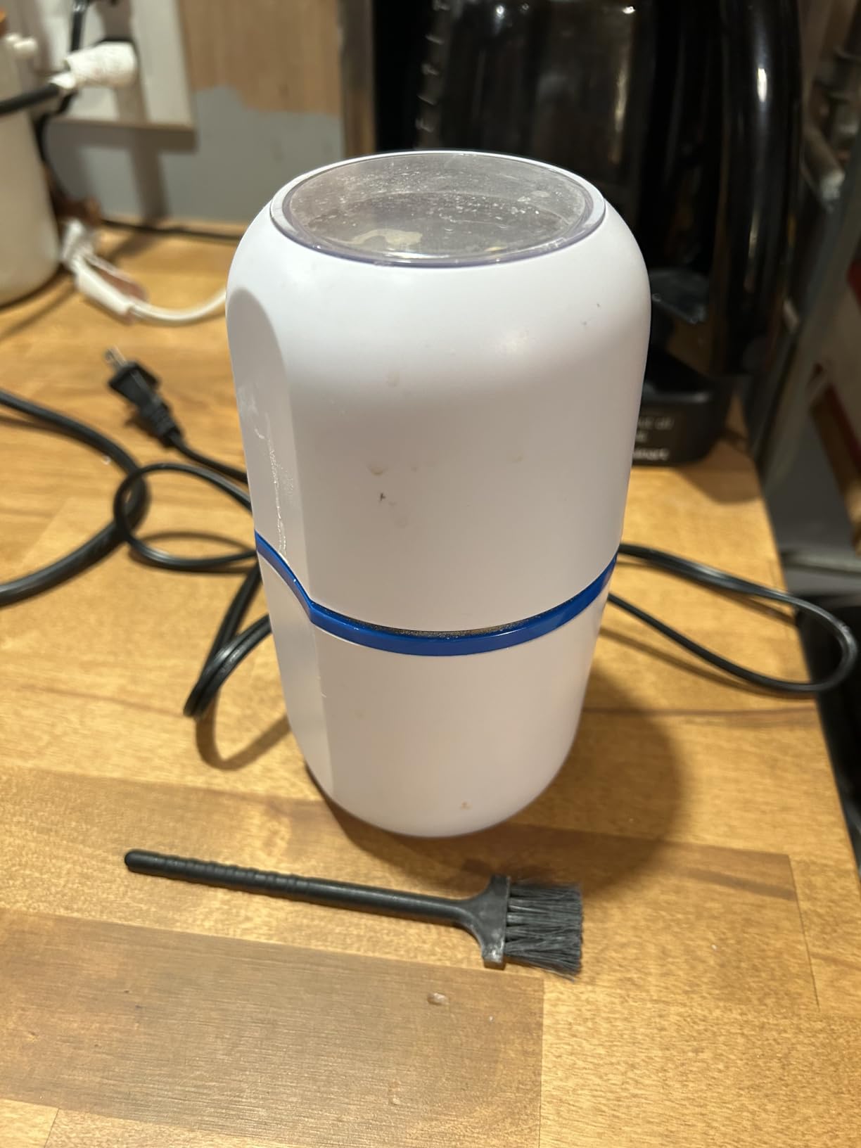 Electric Pill Crusher for Fine Powder: Pill Grinder to Handle 100+ Pills customer photo 1