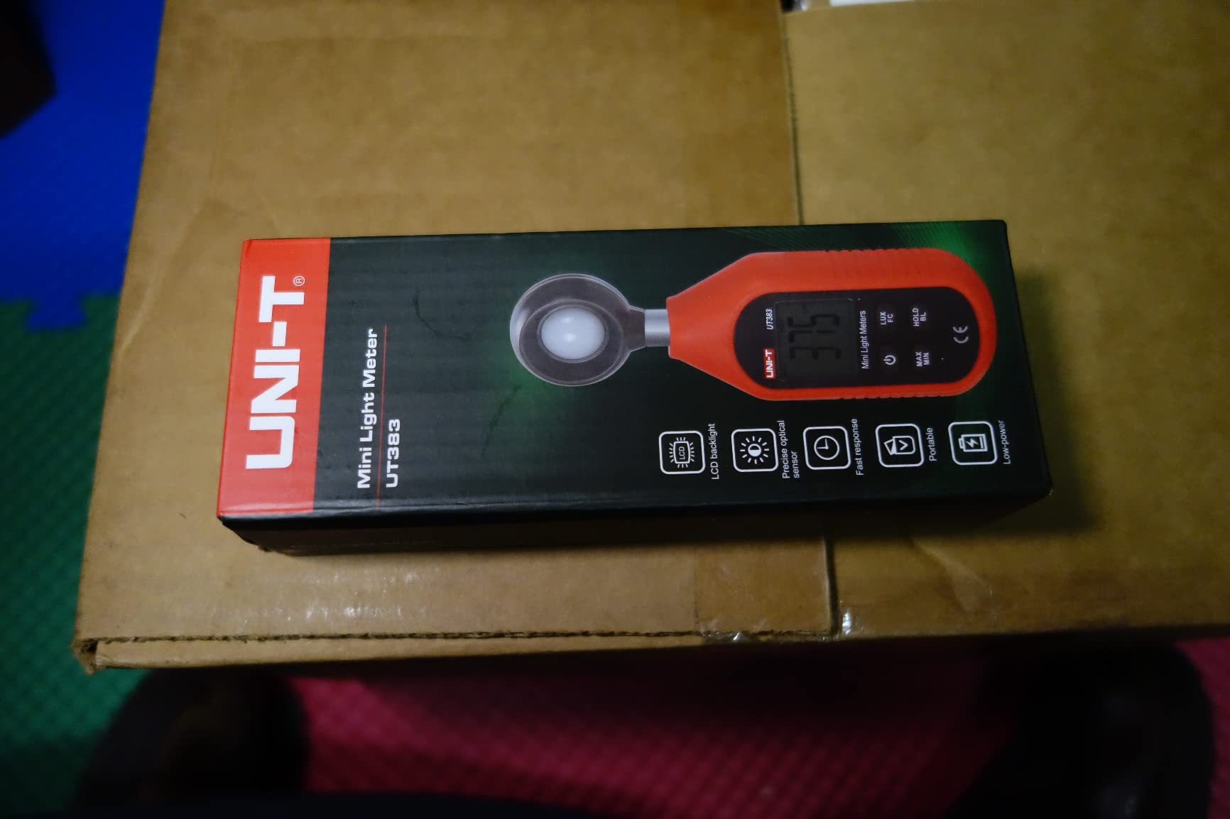 UNI-T UT383 Light Meter Digital Illuminance Meter Lux Meter customer photo 1