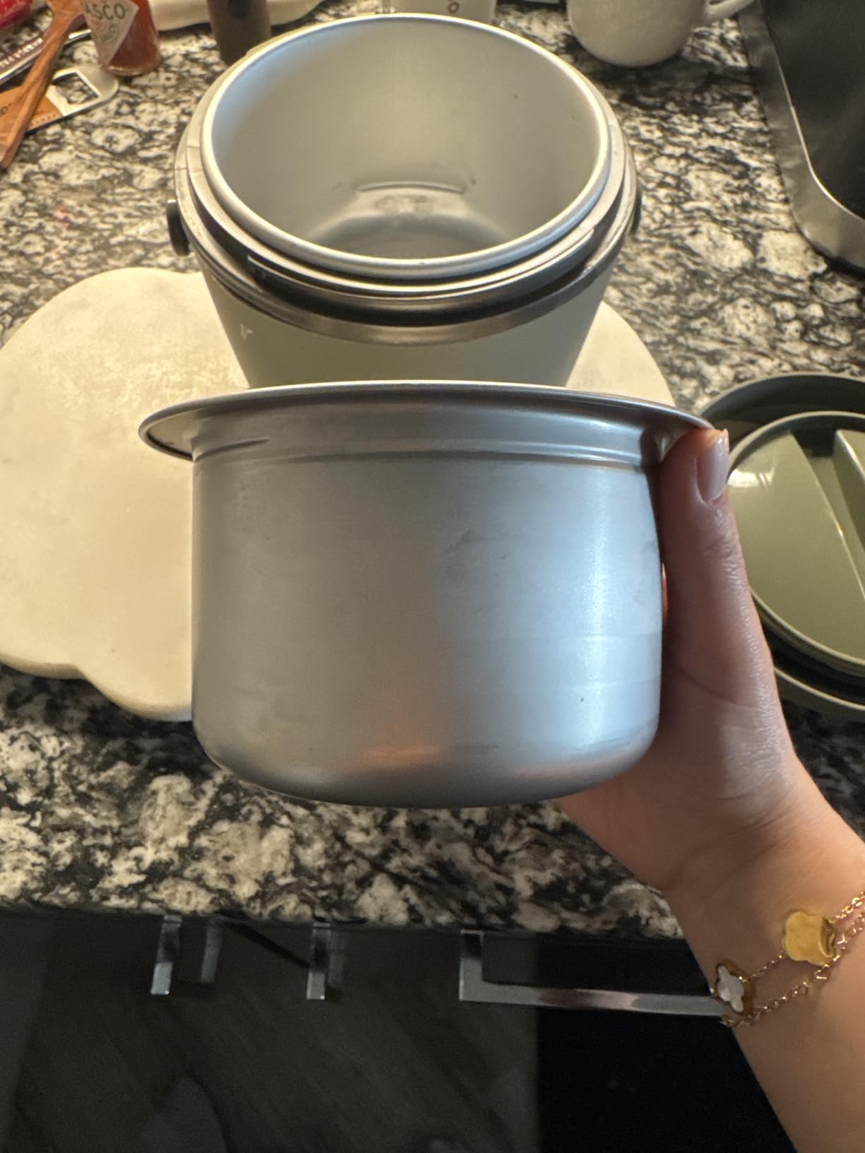 Crock-Pot Electric Lunch Box, Portable Food Warmer for Travel, Car, On-the-Go, 20-Ounce, Blush Pink | Keeps Food Warm & Spill-Free | Dishwasher-Safe | Gifts for Women customer photo 1