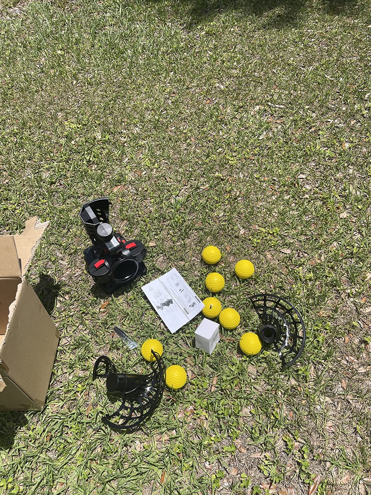 Furlihong 3801BH Upgraded Electronic Baseball Pitching Machine for Beginner customer photo 2